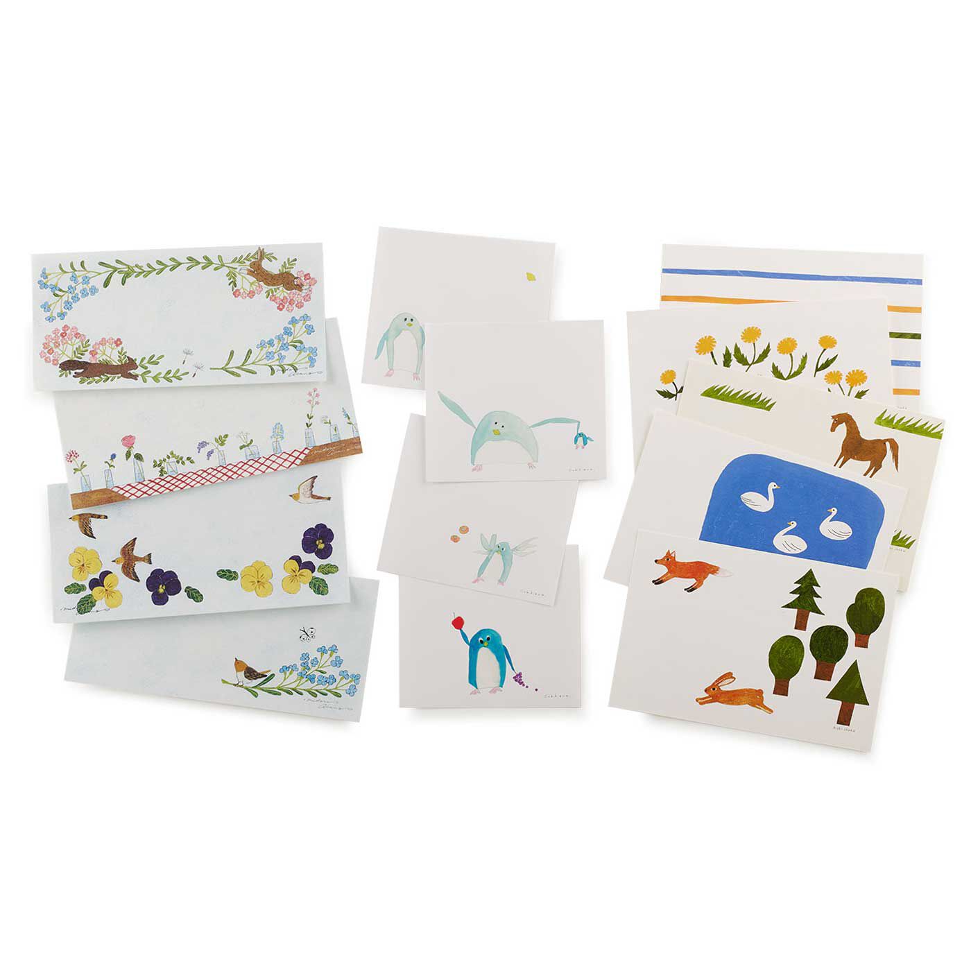 フェリシモの雑貨 Kraso|cozyca products 人気作家さんのかわいいイラストが楽しめる  紙もの文具セット  PART2の会|左：一筆箋1冊(20枚つづり/4柄各5枚)　中：ブロックメモ1冊(120枚つづり/4柄各30枚)　右：はがき箋1冊(10枚つづり/5柄各2枚)　「作家さんの作品をもっとたくさんの人に気軽に楽しんでもらいたい」と誕生したブランドだけあって、1冊でたくさんの柄が楽しめてうれしい。