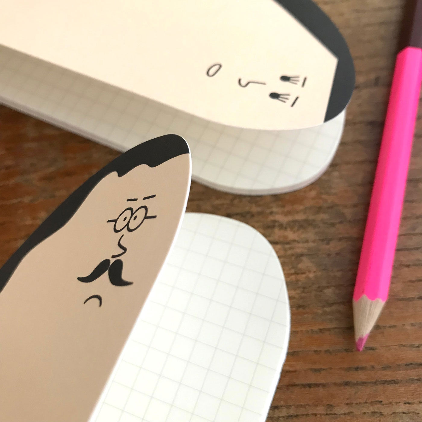 フェリシモの雑貨 Kraso|ポケットサイズの「ポッケノート」2種セット|中の紙は5mmの方眼です。
