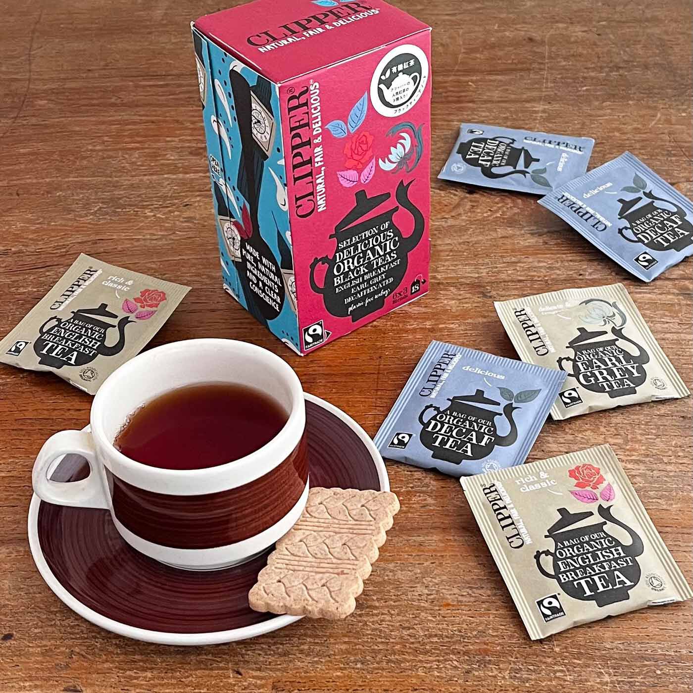 フェリシモの雑貨Kraso［クラソ］|イギリスの人気紅茶ブランド【CLIPPER】オーガニック紅茶・人気の３種類セット〈ティーバッグ18個〉の会|箱もかわいいけれど、ティーバッグの個装袋もたまらない愛らしさ。有機原材料を使用した紅茶、人気のブレンド3種類のアソートです。