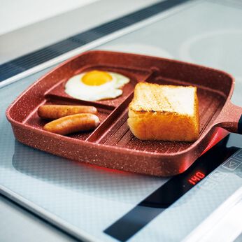 フェリシモの雑貨 Kraso | 3つの料理が一度にできる 仕切りフライパン