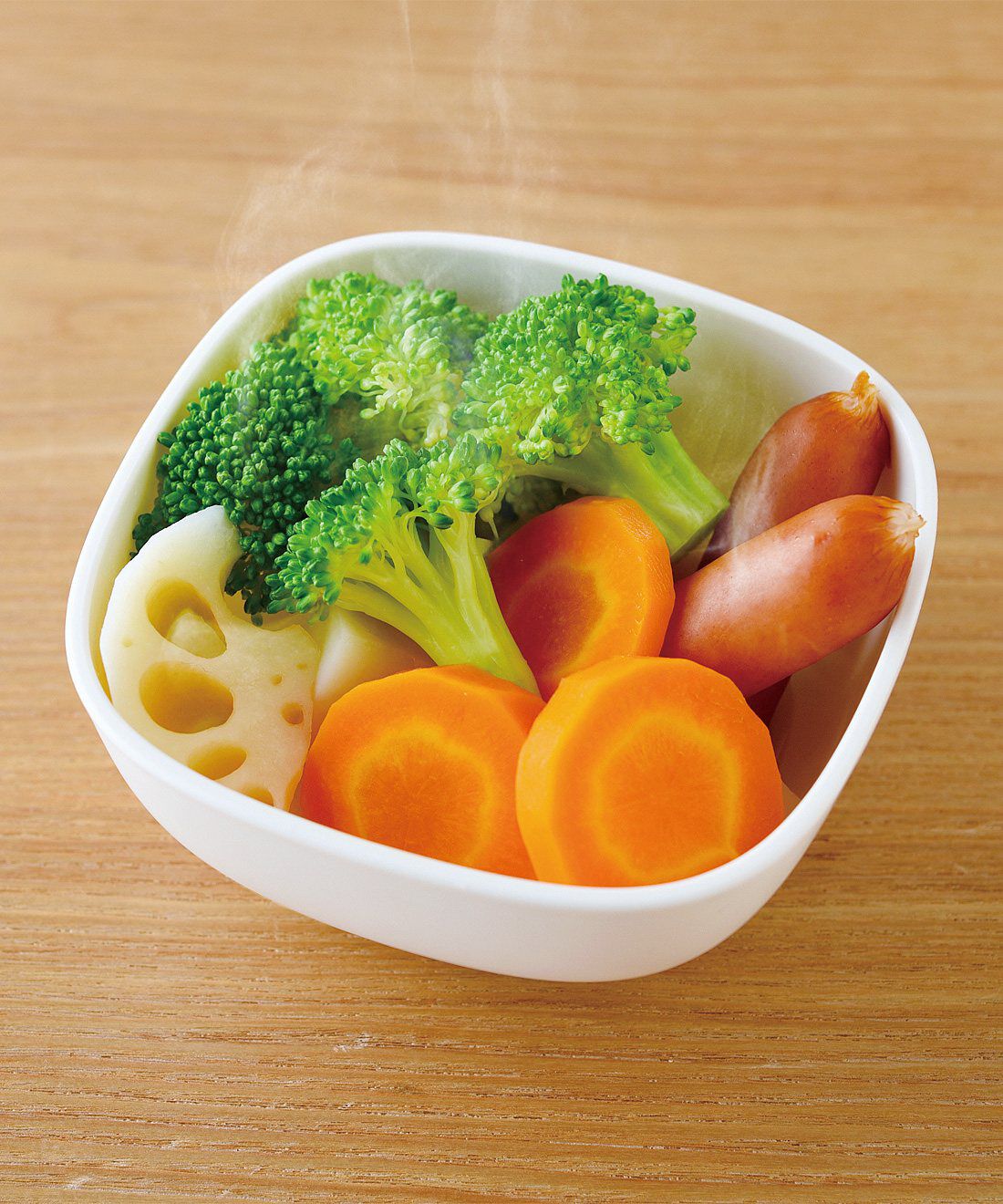 フェリシモの雑貨 Kraso|冷凍ご飯がレンジでふっくら　すのこが決め手のご飯保存わんの会|ひとり分の蒸し料理にも便利。【調理例：蒸し野菜】