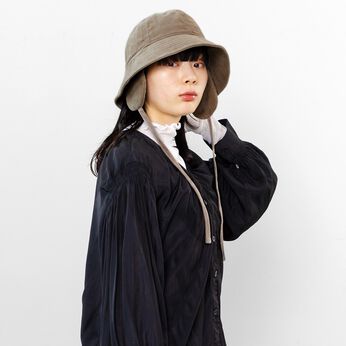 フェリシモの雑貨 Kraso | 耳あて出し入れコーデュロイハット