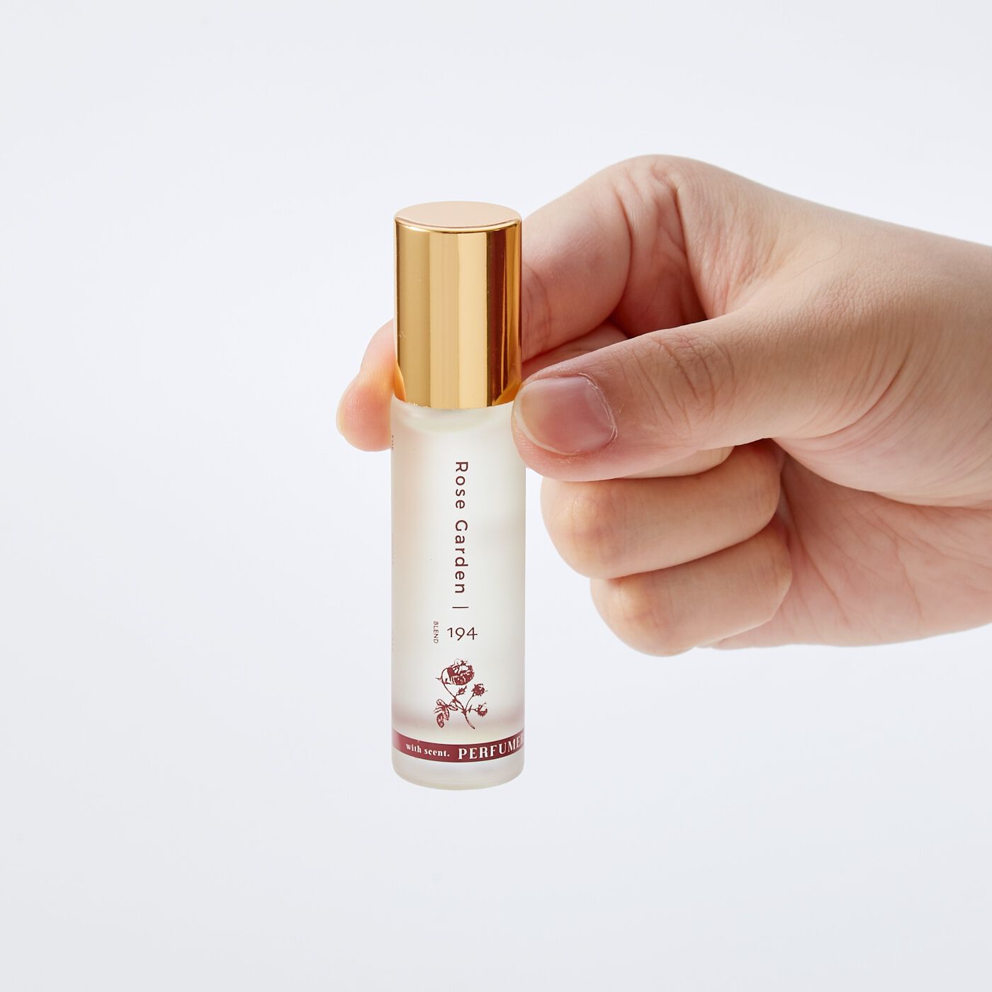 フェリシモの雑貨 Kraso|PERFUMERS  ロールオンパフュームオイルの会|コンパクトで持ち運びにも便利。