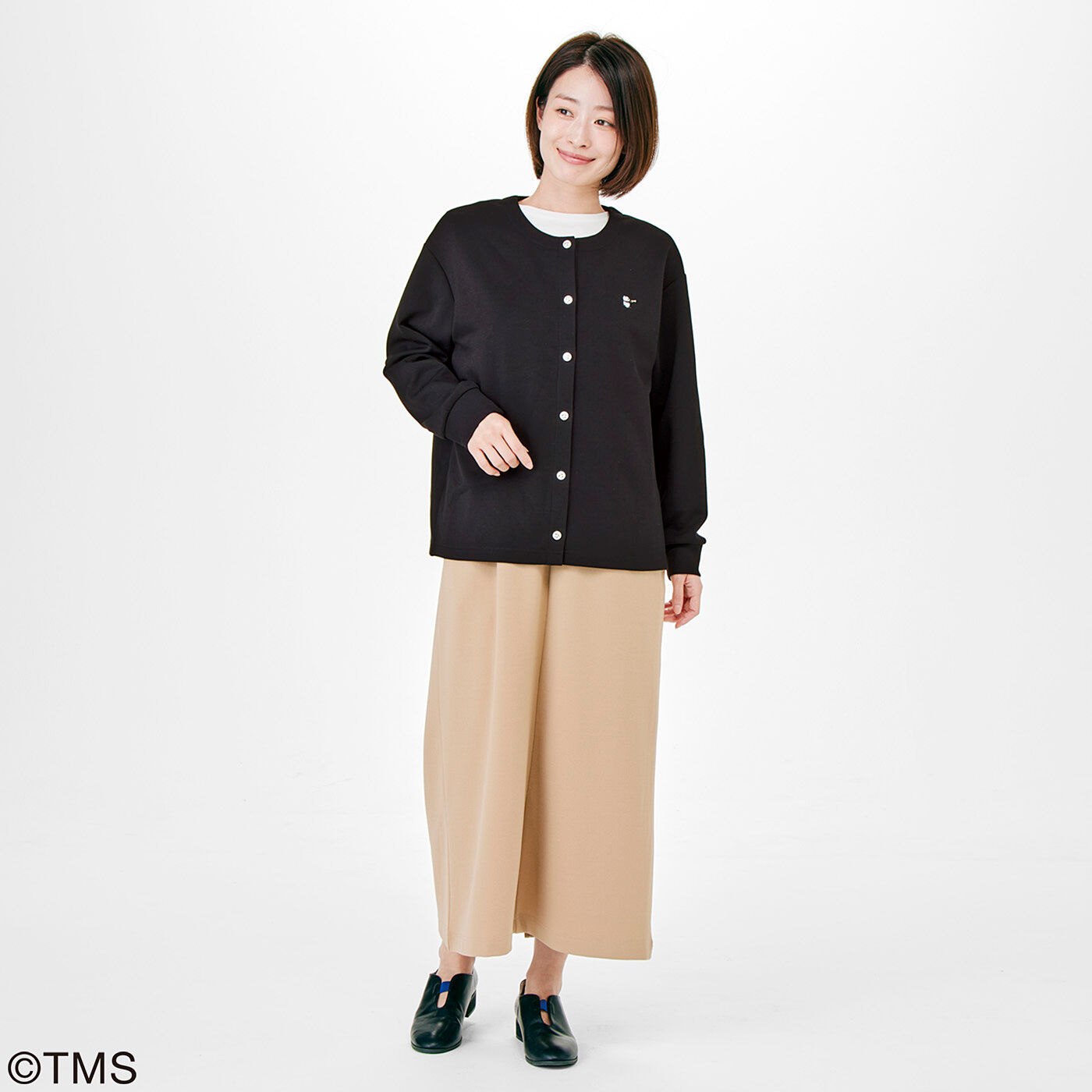フェリシモの雑貨 Kraso|パンダコパンダ　さらっとやわらか着心地　パンちゃん刺しゅうのUVカットカーディガン|パンツスタイルに合わせても。