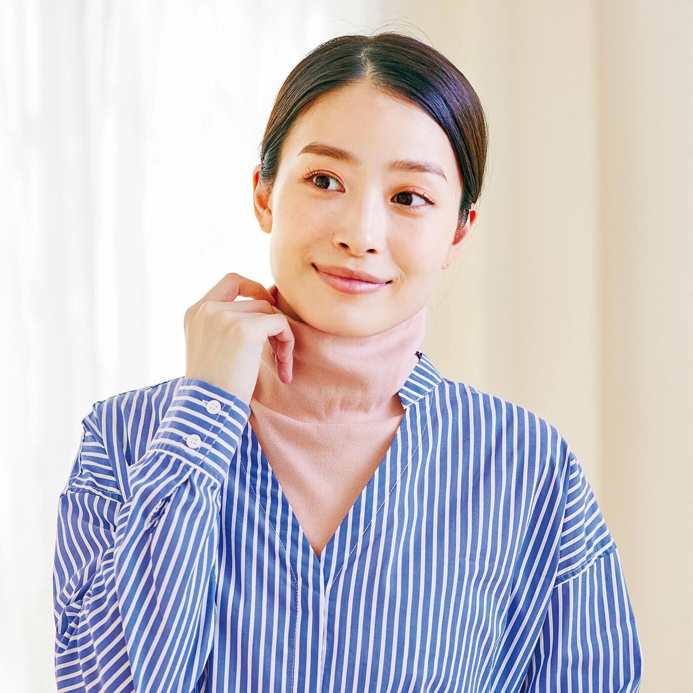 フェリシモの雑貨 Kraso|カイロポケット付きで着ぶくれせずに肩首の寒さ対策　首ぽか付けタートルネックの会〈ピンク〉