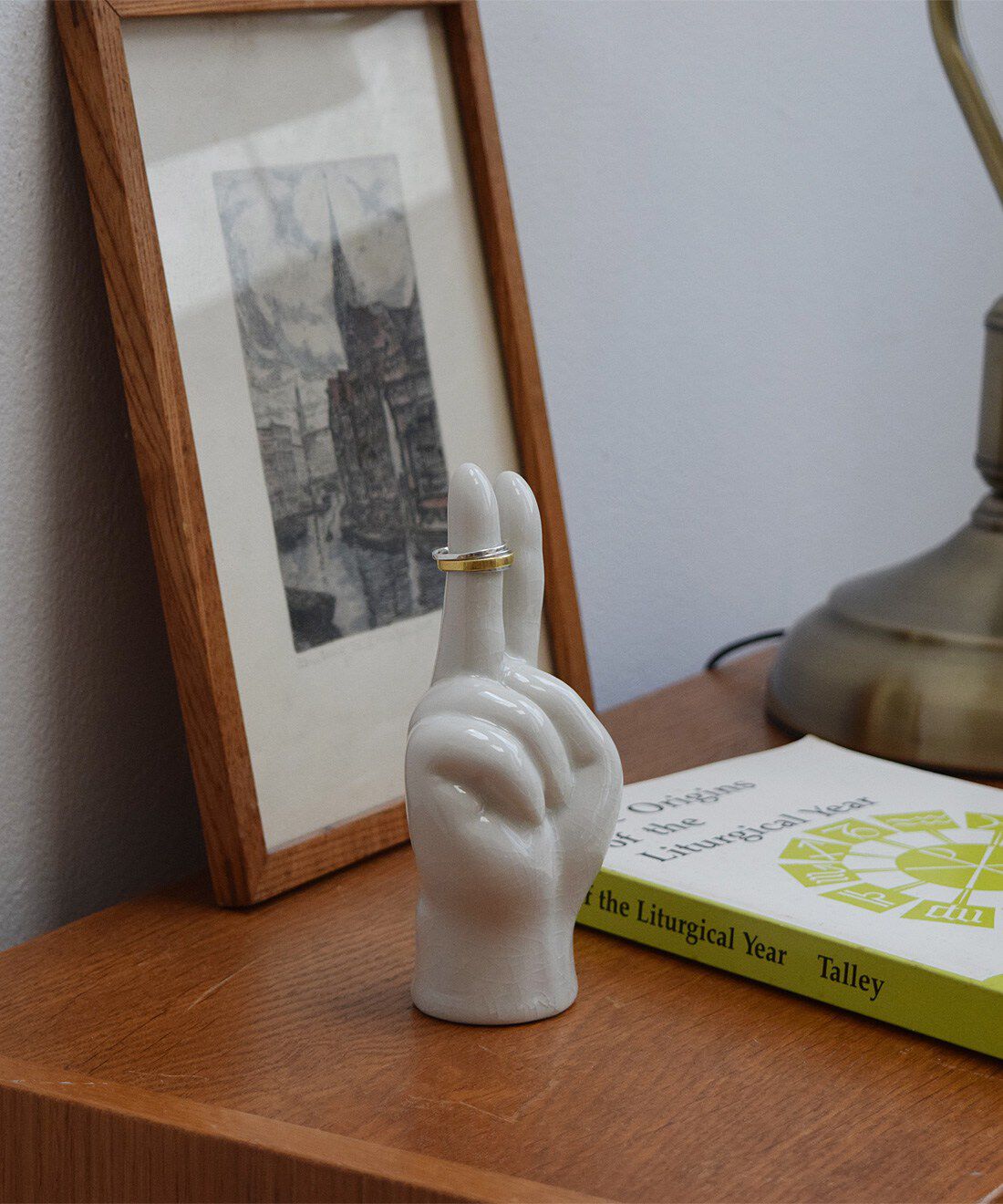 フェリシモの雑貨 Kraso|ポーセリン　ハンドオブジェ〈ピース〉