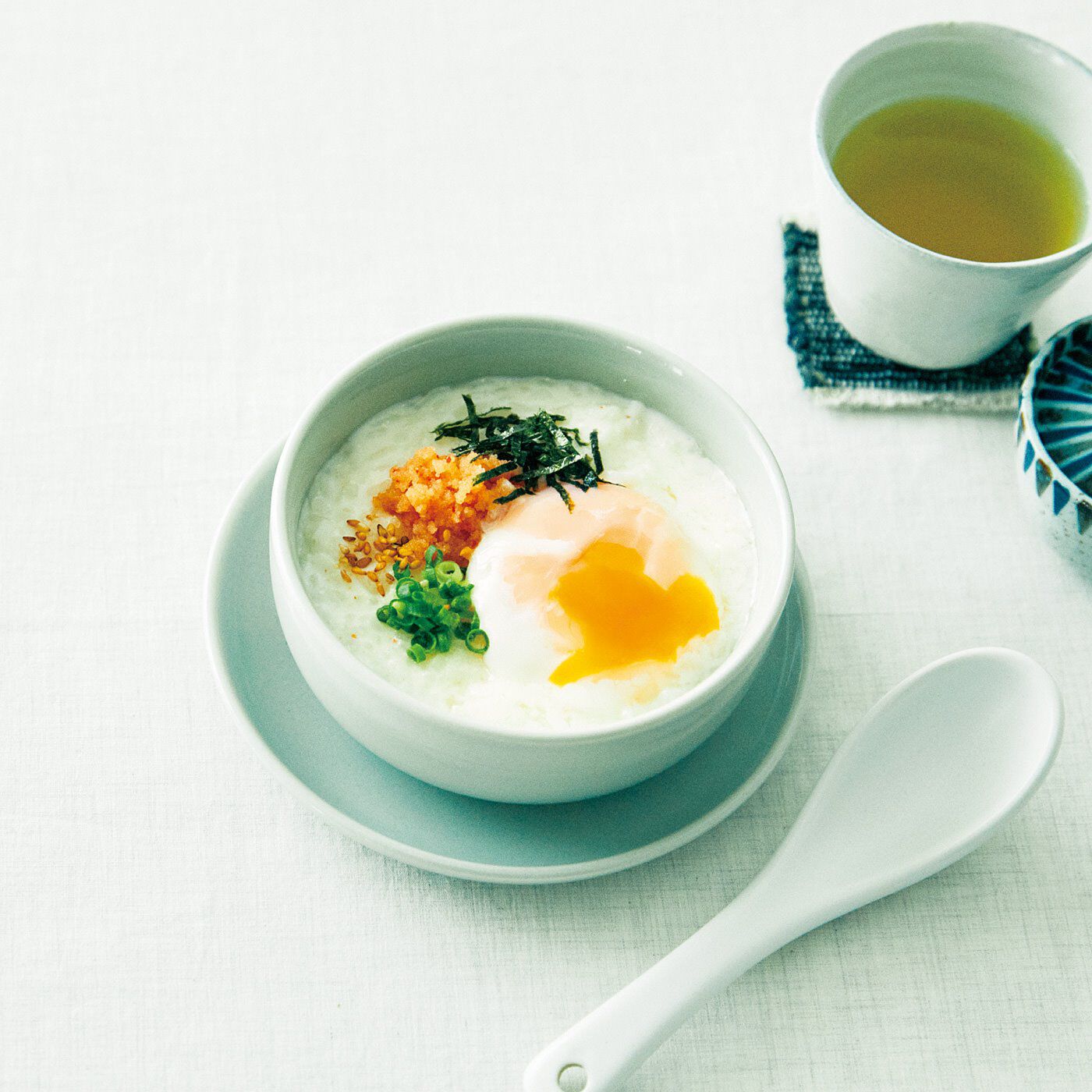 フェリシモの雑貨 Kraso|エスキューブキッチンズ　熱湯を入れて待つだけ！食欲そそるとろ～り温泉卵メーカー