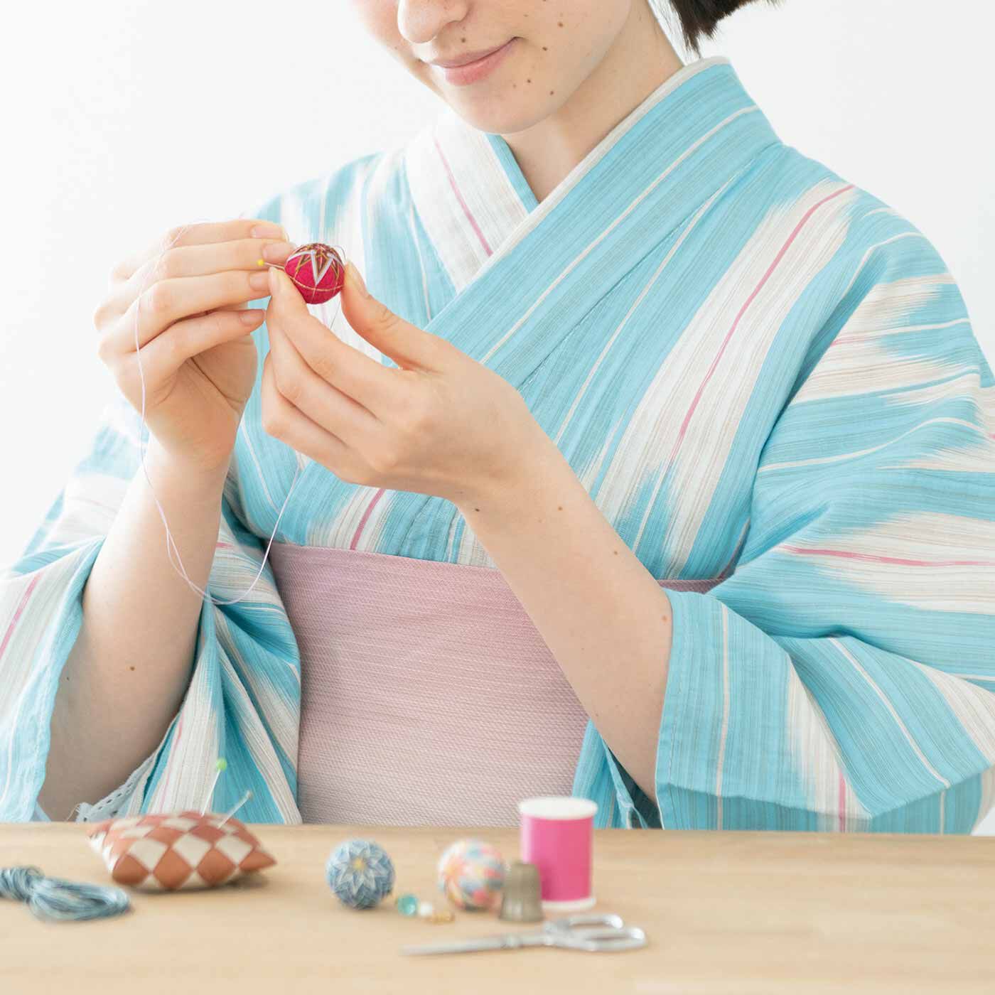 Couturier|重なる絹糸のみやび　ころんとかわいいちいさなてまりの会