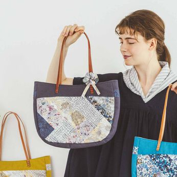 Couturier | 【いっしょ買いなら￥4,174】リバティ・ファブリックスパッチバッグ〈パープル〉