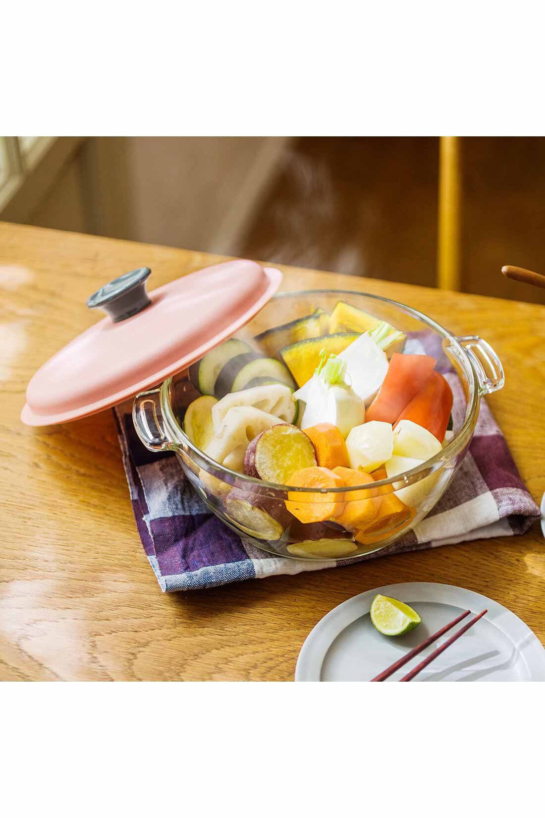 ミニツク| チンするだけおまかせ調理 野菜がたっぷり摂れる耐熱ガラス鍋〈ピンク 1.5L〉
