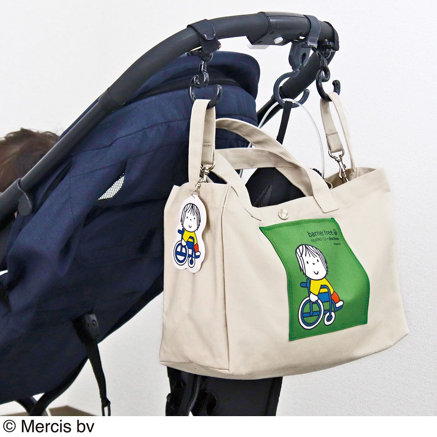 C.C.P|ＣＣＰ×ディック・ブルーナ　バリアフリー ロッテのダイカットリフレクター車いすマーク