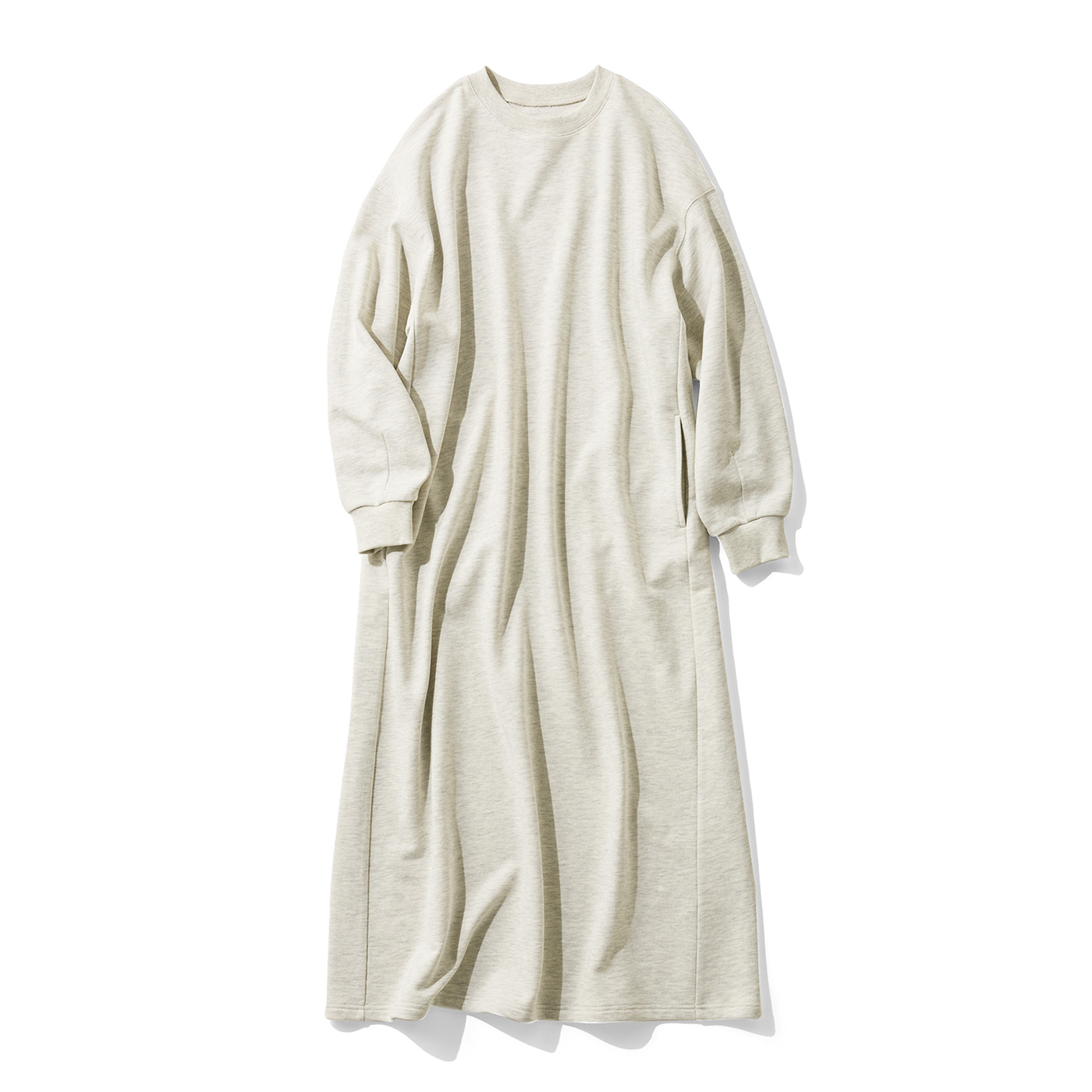 Live in  comfort|【LL～4Lの低身長/高身長さん向けサイズ】栞里ちゃんつくった着心地らくちん裏毛デザイン ワンピース〈オートミール〉