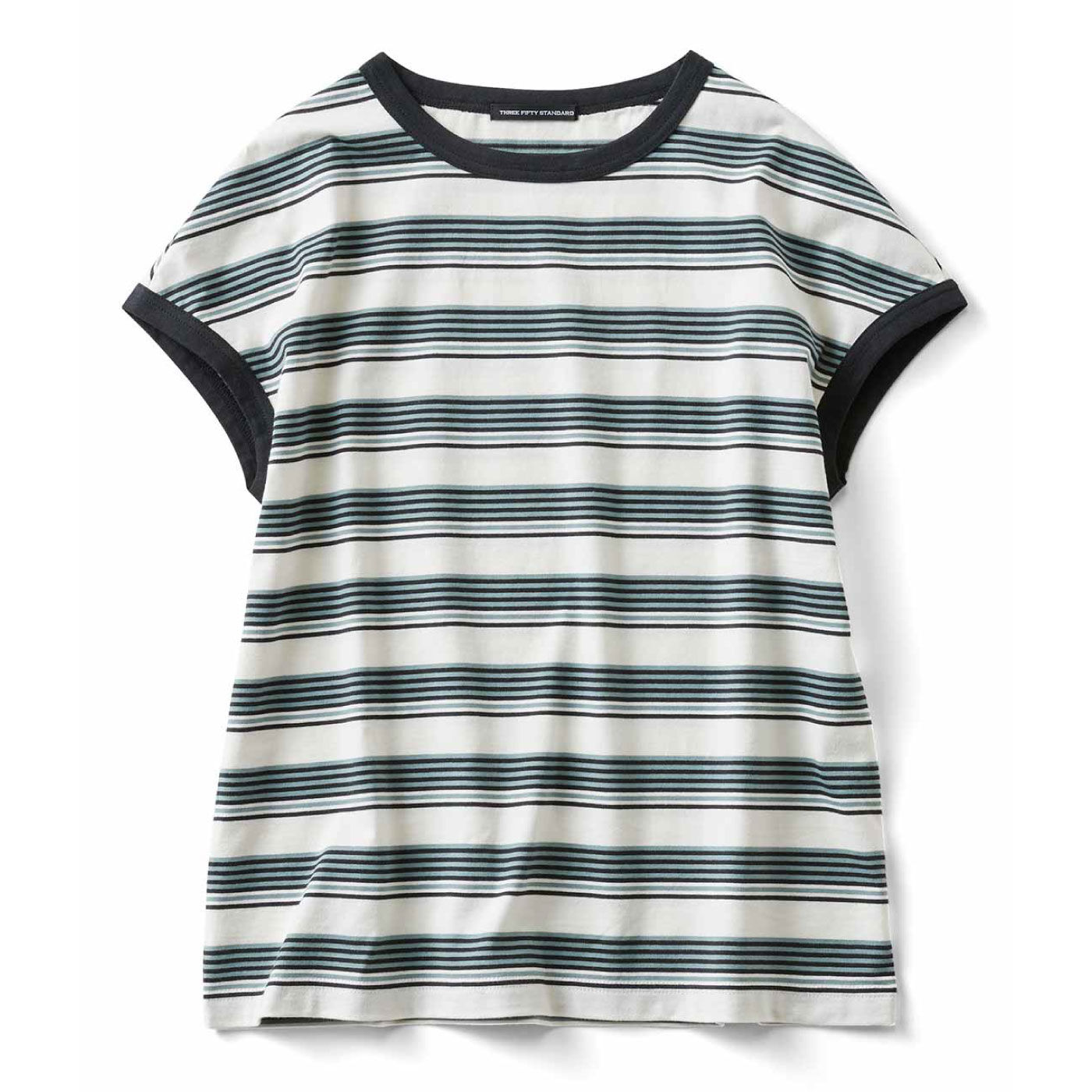 少しダークな大人のマルチボーダーTシャツ大人がカジュアルに着やすいモノトーンベースで、オリジナルのマルチボーダーTシャツを3柄作りました。気になる肩まわりをさりげなく隠してくれる、軽やかな天竺(じく)