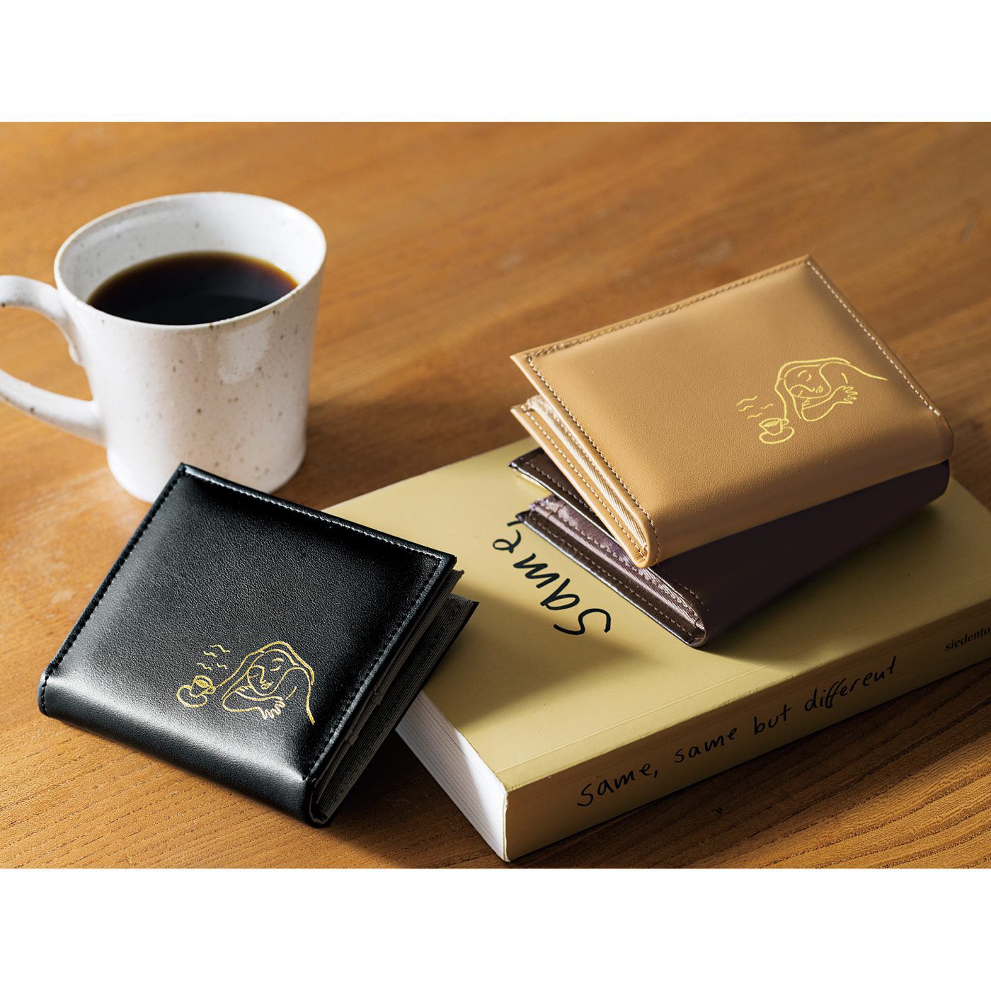 サーナ ヤ オッリ×コーヒー混レザー 廃棄コーヒー豆をアップサイクルした二つ折り財布の会【送料無料】