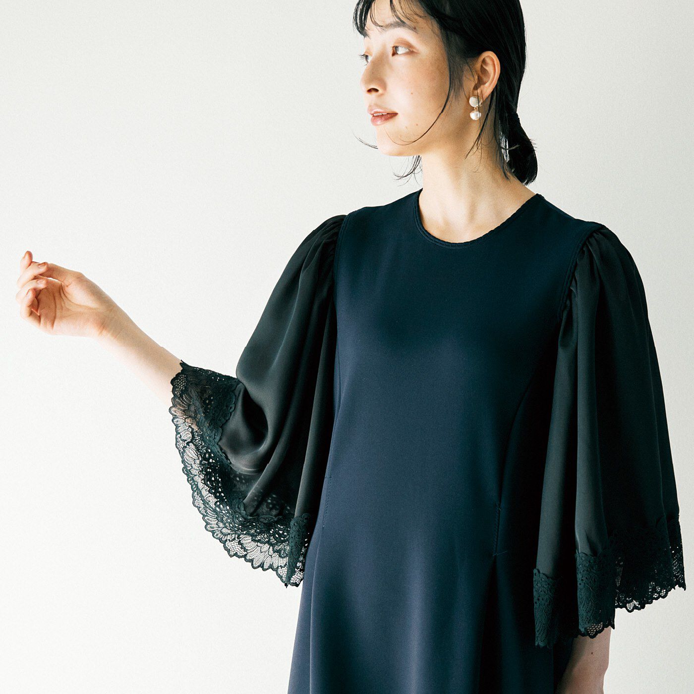 am&be ノースリーブが袖付きに変身! 手持ちの服が見違える付け袖〈黒レース〉の会【送料: 450円+税】