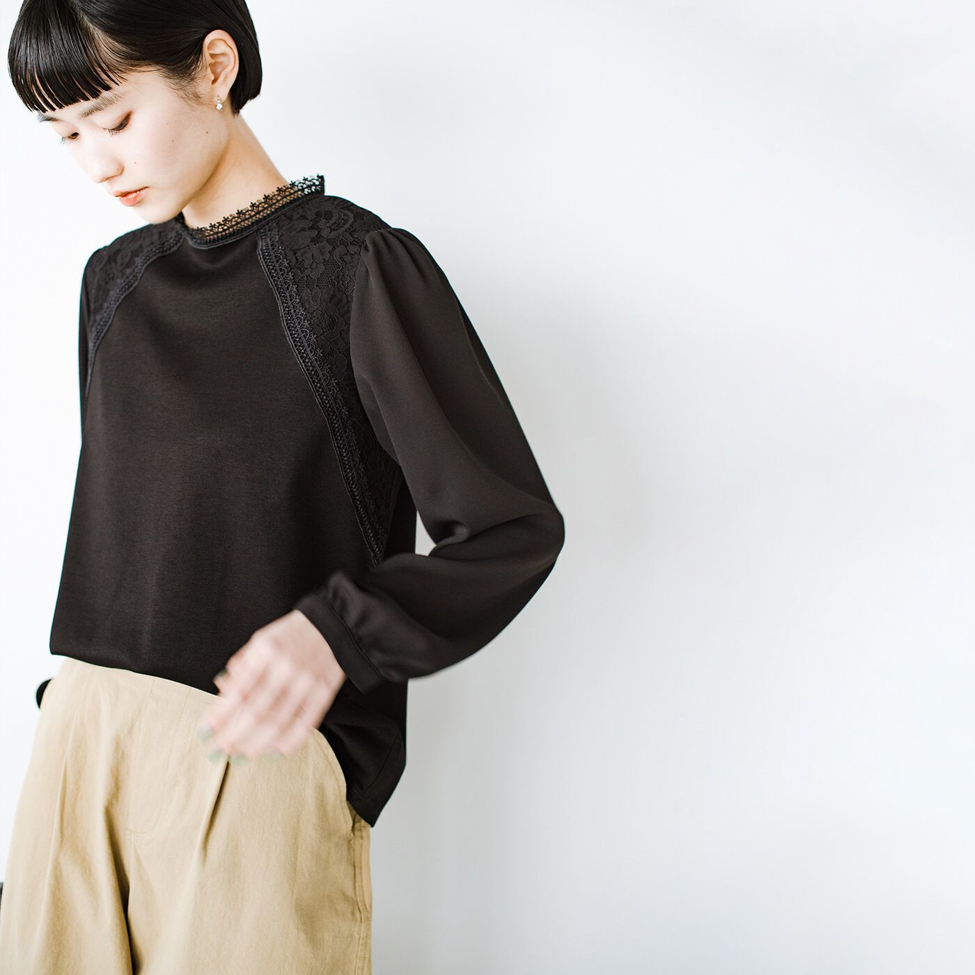 ANNA LUNA スムースストレッチ肩レースプルオーバー【送料無料】