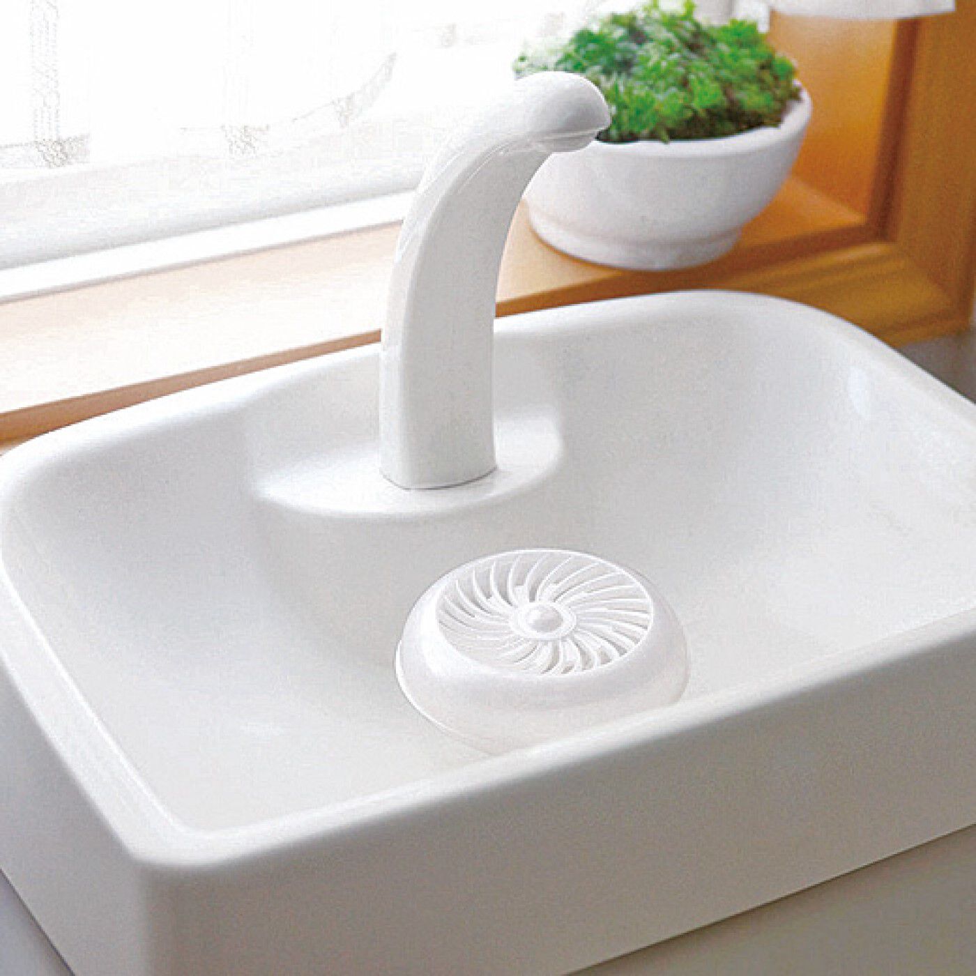 ホタテプラスでバイオをサポート タンクに置くだけでキレイが続くトイレタブレットクリーナー〈詰め替え用〉の会【送料: 450円+税】