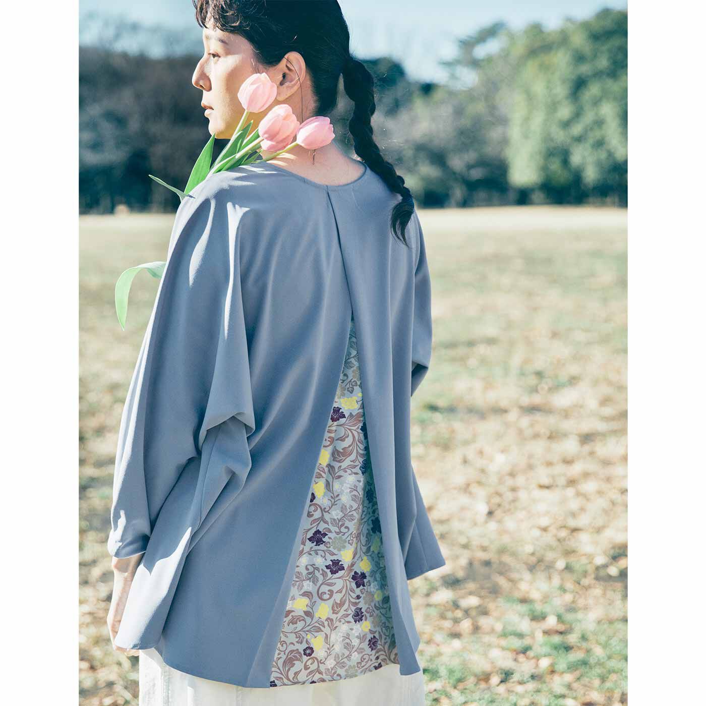 ラミプリュス ゆったりシルエットで上品着やせ 花柄が揺れる バックスタイルチュニックの会【送料無料】