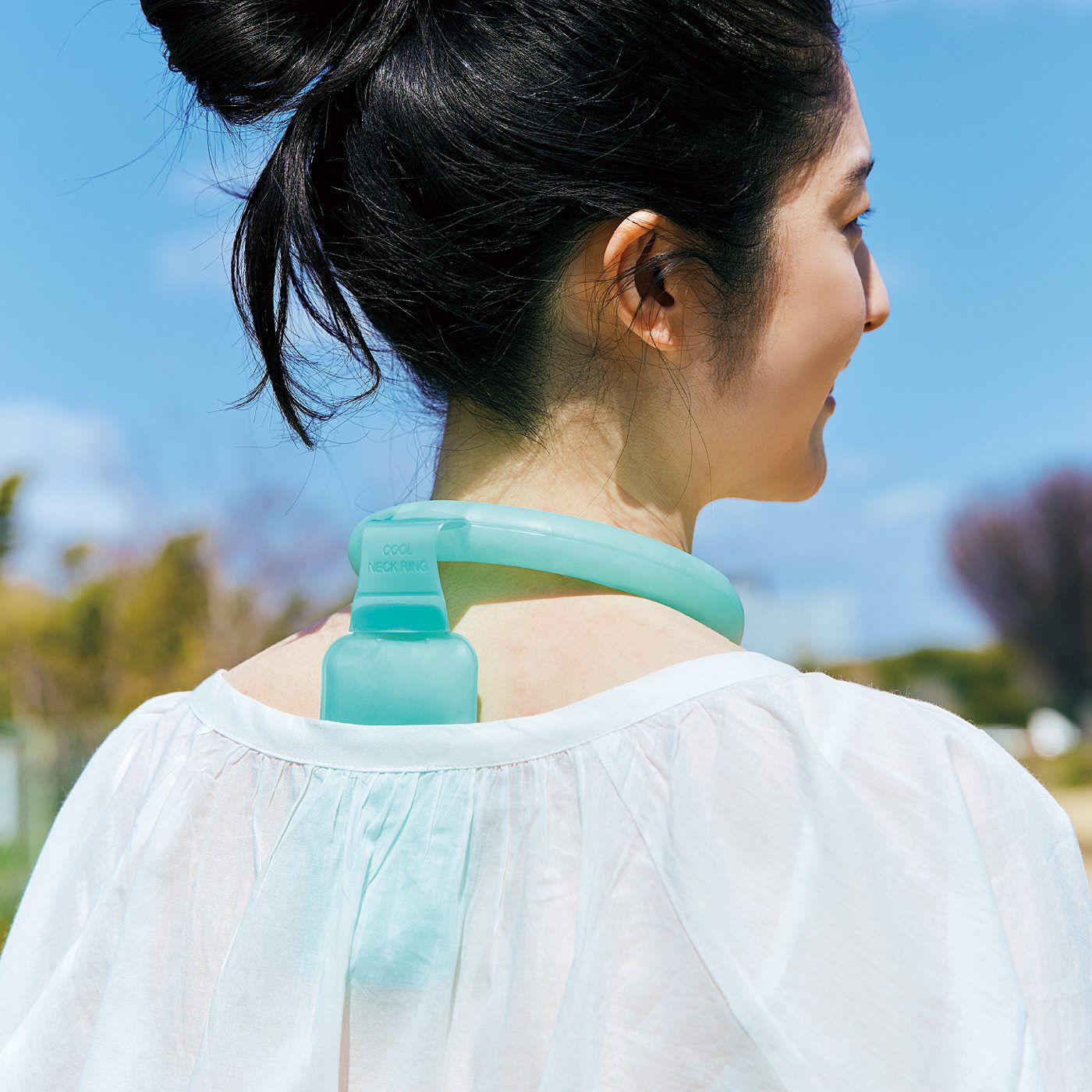 28°Cで固まる不思議な氷 首から背中までひんやり冷却 ネッククールアイスリング【送料: 450円+税】