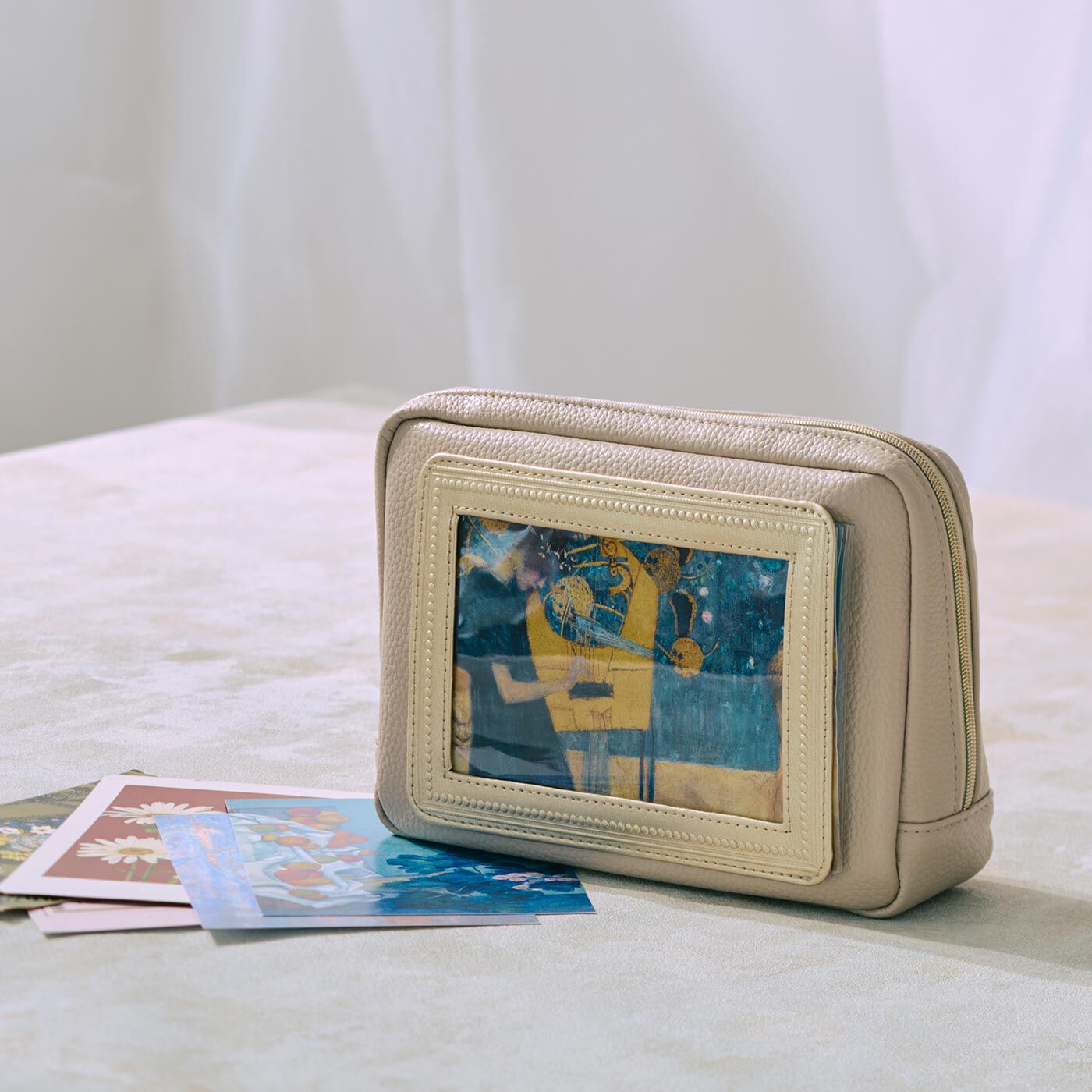 ミュージアム部　ポストカードをもっと楽しむマイミュージアムポーチ〈ベージュ〉 