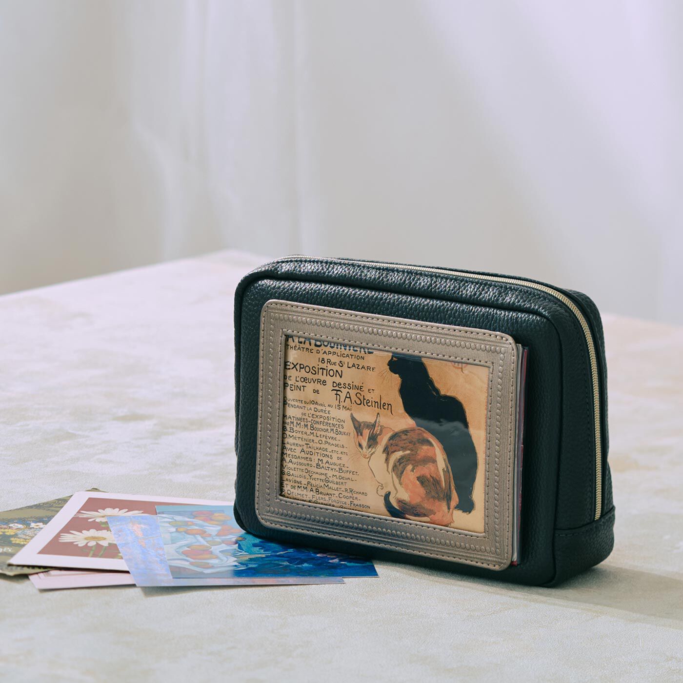 ミュージアム部　ポストカードをもっと楽しむマイミュージアムポーチ〈ダークブラウン〉