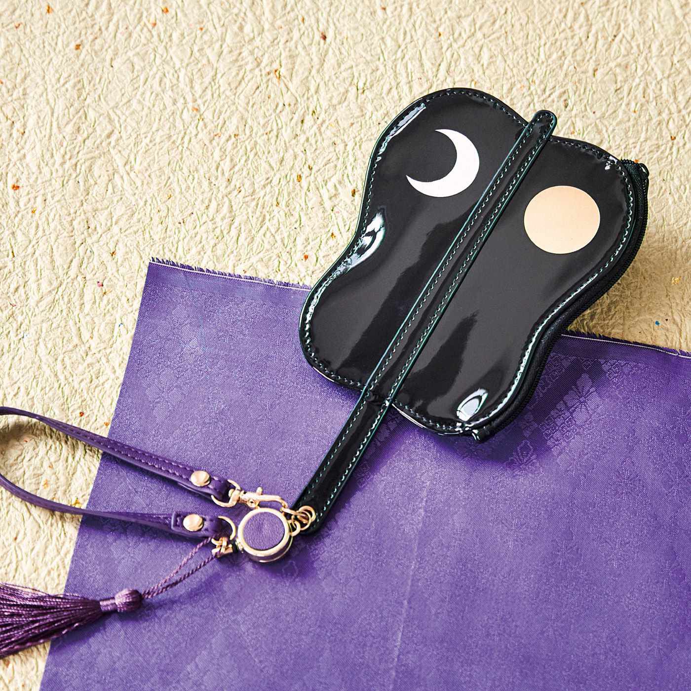 YOU+MORE! ���D�ł��҂����Ȃ�! �R�z��Ԃ��p�X�P�[�X�y����: 450�~+�Łz