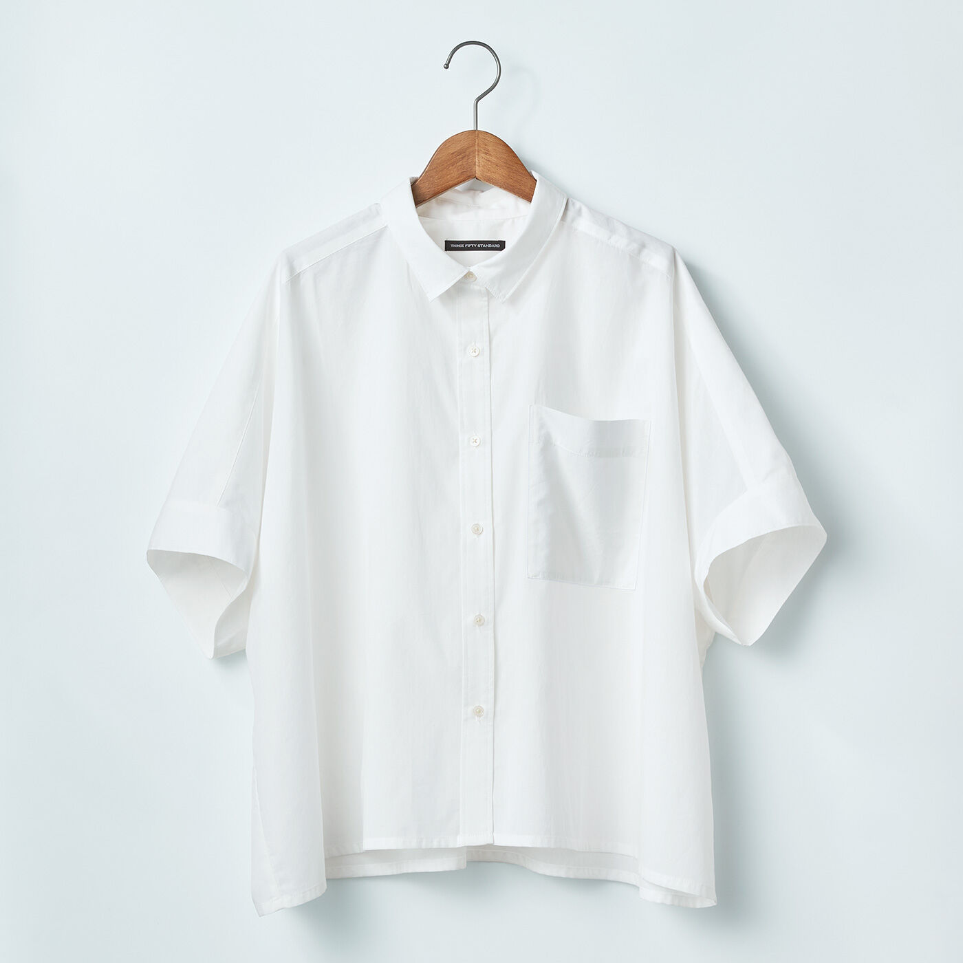THREE FIFTY STANDARD こだわり生地でつくったワイドシルエットシャツ〈オフホワイト〉【送料無料】