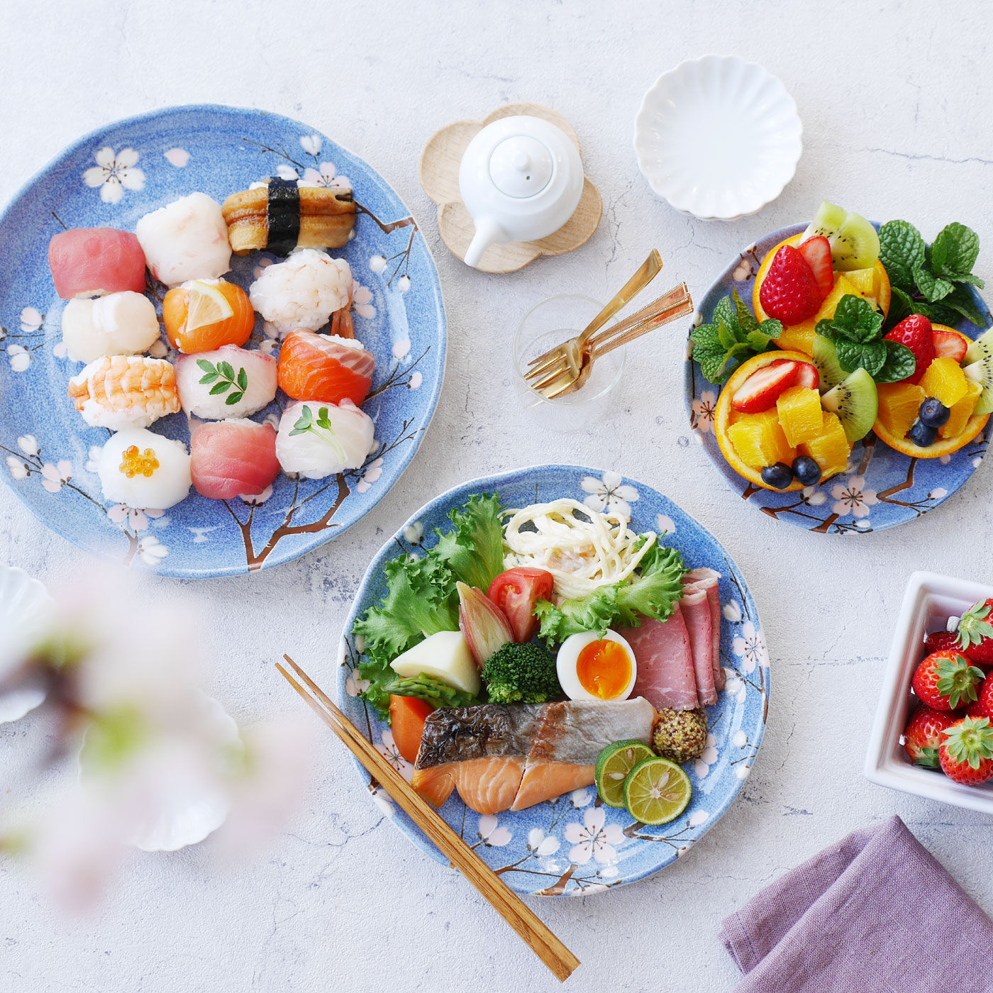 青空いっぱいに富士桜の器 便利なトリオ皿【送料: 450円+税】