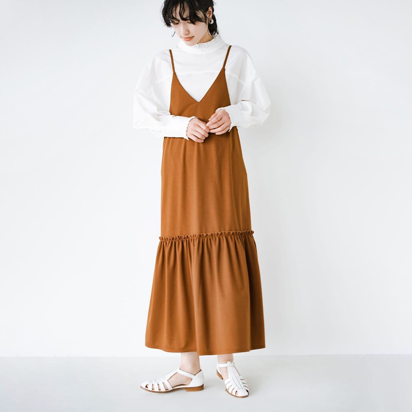 haco! シンプルTシャツに重ねるだけで楽してかわいくなれちゃう!カットソーの裾ひらりキャミワンピース〈ブラウン〉【送料無料】