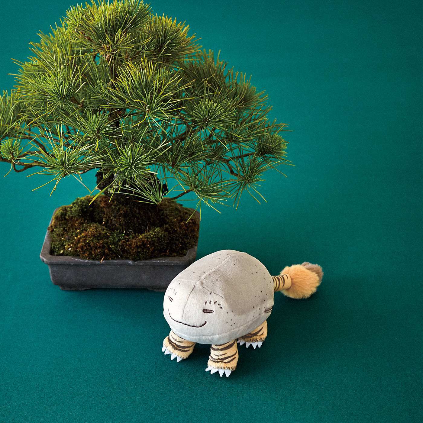 太田記念美術館×ミュージアム部 絵師のユーモアが生んだ珍獣 虎子石もっちりポーチ【送料: 450円+税】