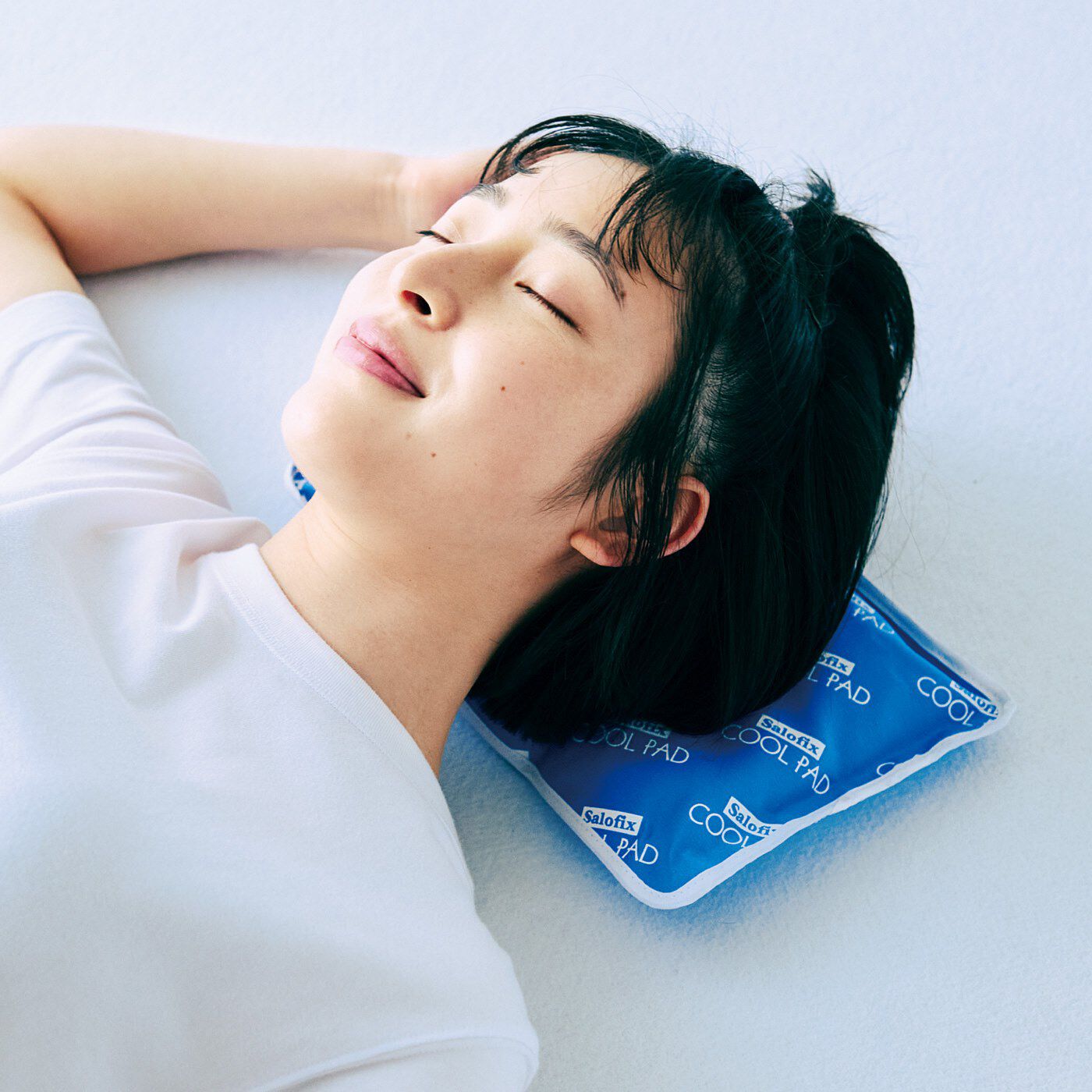 秘密の氷ボールでひんやり感が 長続き やわらかフィット&大きめサイズのクールパッド【送料: 450円+税】