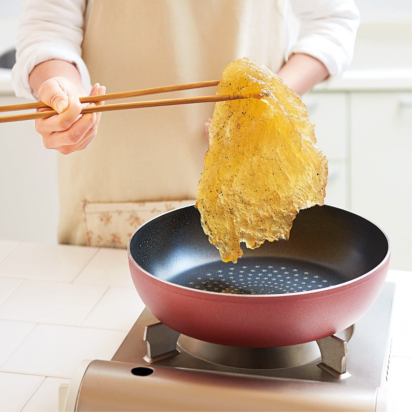1gで油70mlを吸収! 量に合わせてちぎって使う油処理ファイバーの会【送料: 450円+税】