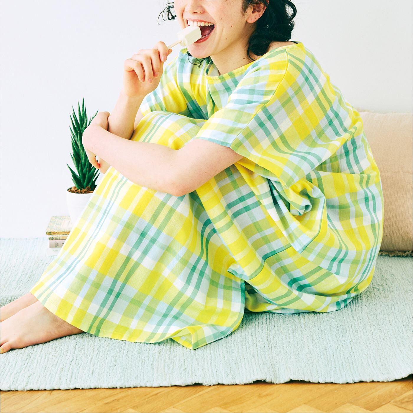 お風呂上がりから寝るまでさわやか ダブルガーゼが心地いい 着るバスタオル〈フレッシュチェック/ロング〉の会【送料無料】