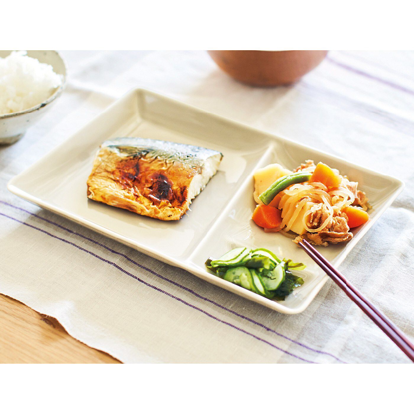 エスキューブキッチンズ 二種盛も三種盛も1枚に 洗い物も減らせるおかずプレートの会【送料無料】