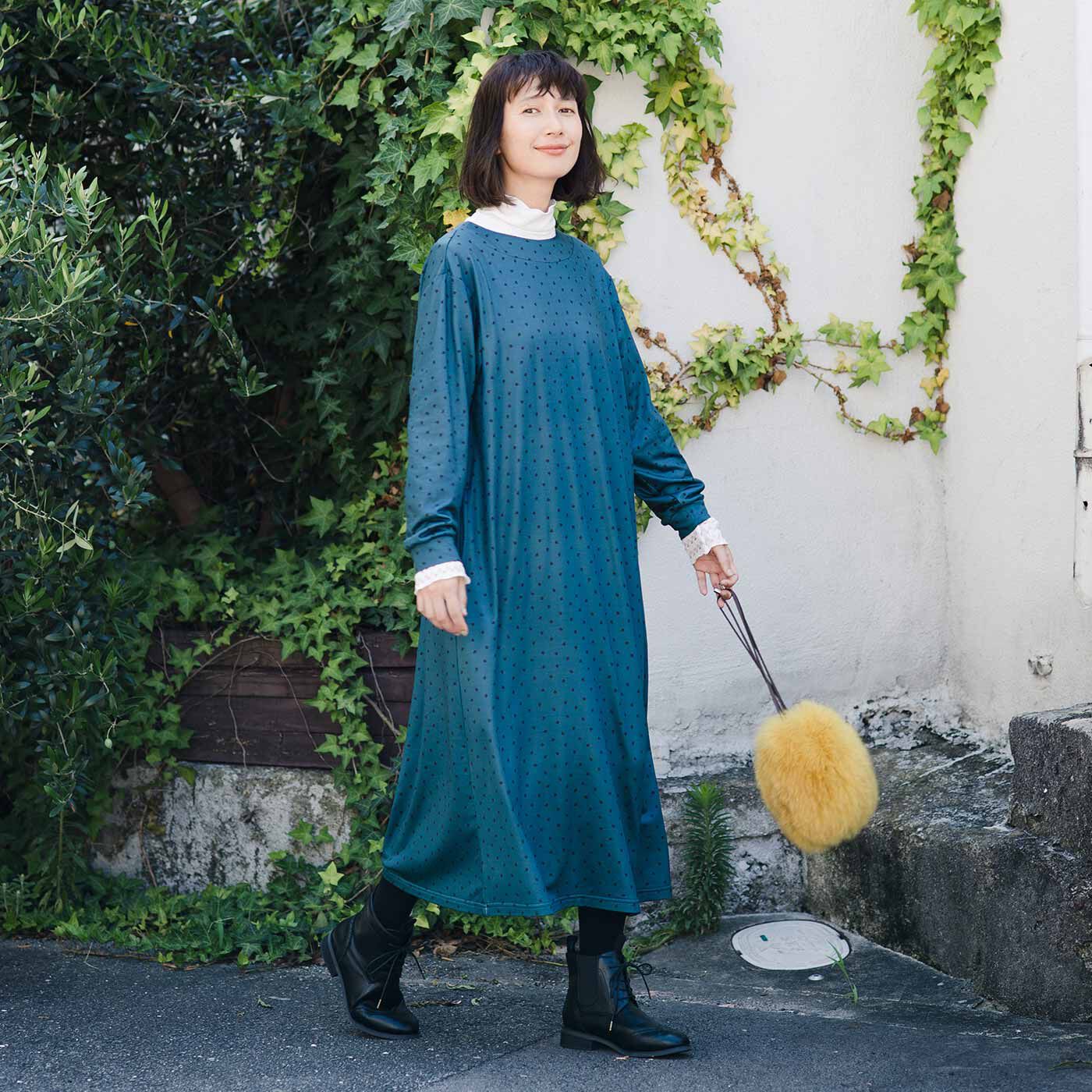 フラウグラット すとんと一枚で華やか つややか上品カットソー素材の大人のフラワードットワンピースの会【送料無料】