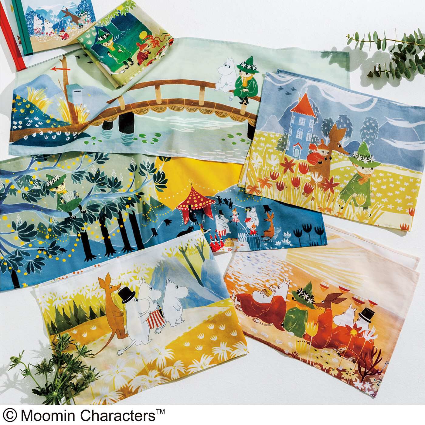 MOOMIN ムーミン谷の物語を飾るように楽しむ 手ぬぐいタオルの会【送料: 450円+税】