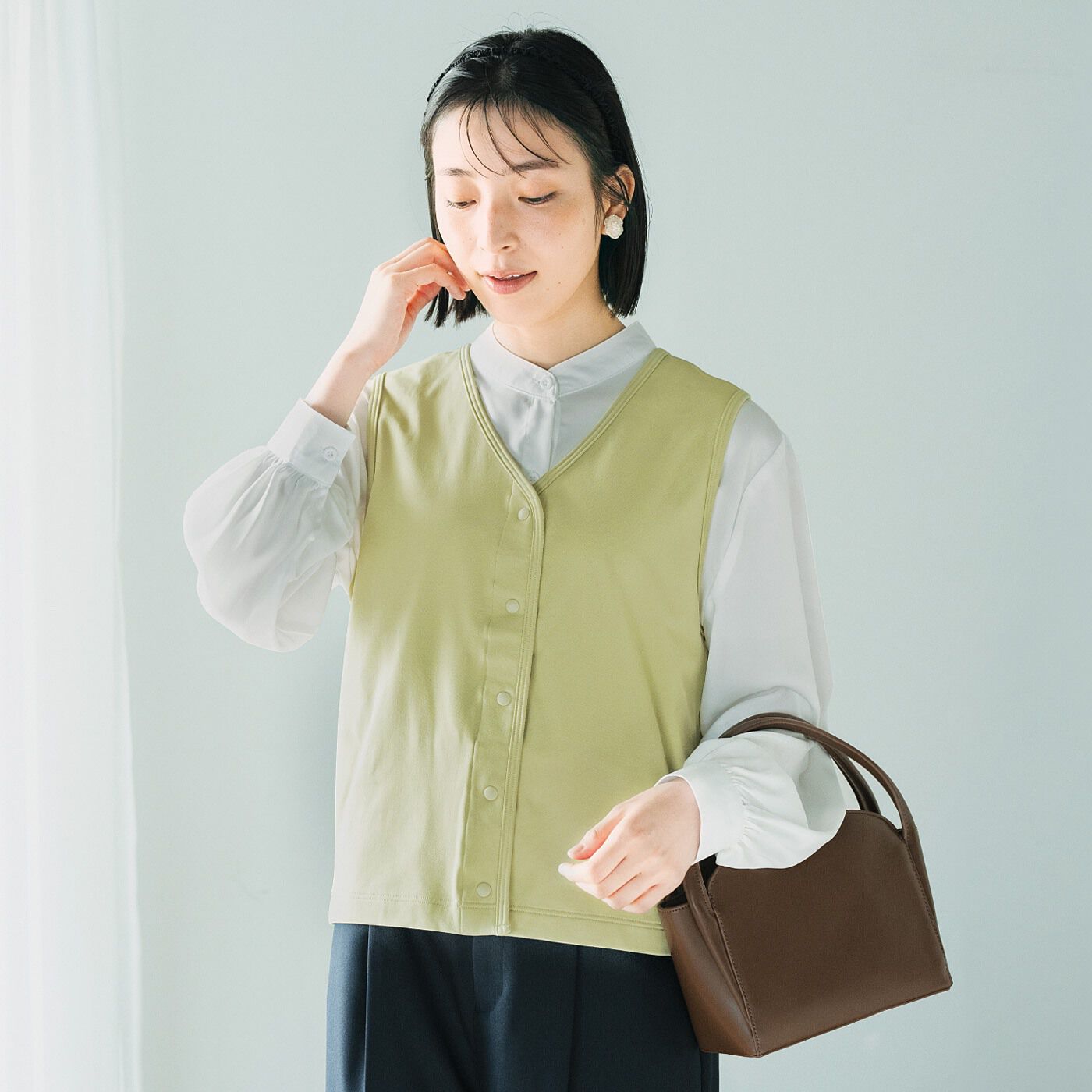 寒くない着ぶくれない 裏起毛&防風素材で伸びやかな着心地の前後2-WAYベストの会【送料: 450円+税】