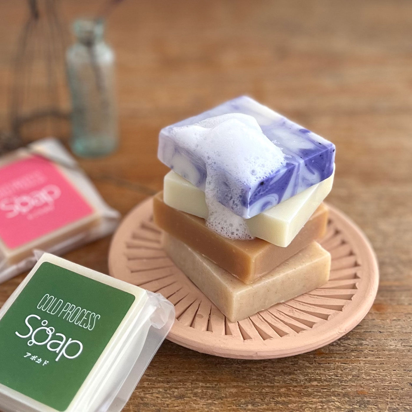 コールドプロセス製法でつくった ちょっとリッチなせっけん2種類セットの会【送料: 450円+税】