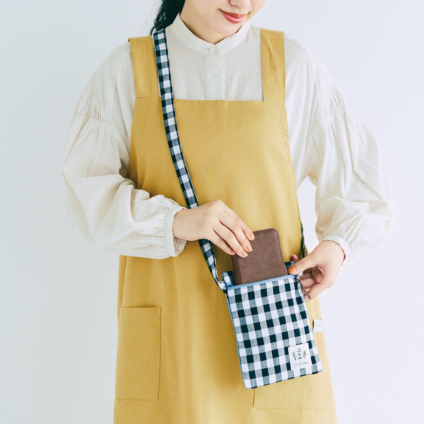 エスキューブキッチンズ ふわっと軽い家事ポケットポーチの会【送料: 450円+税】