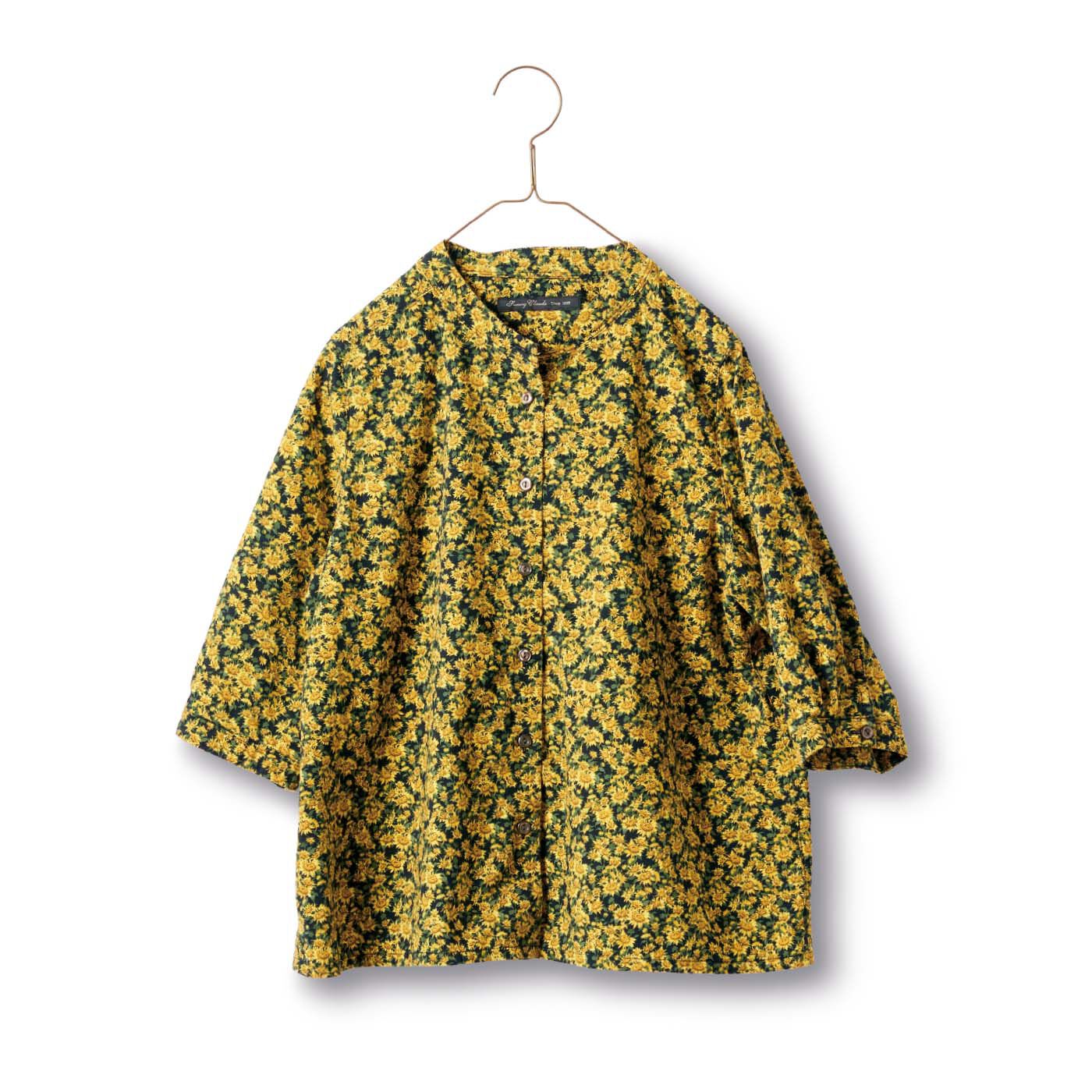 ひまわりの花束を君に。見渡す一面に広がるひまわり畑のような「ひまわり畑シャツ & キュロパン」。ひまわりの花は大きいので最初は大きなひまわりの図案を考えていましたが、大きいとどうしてもインパク