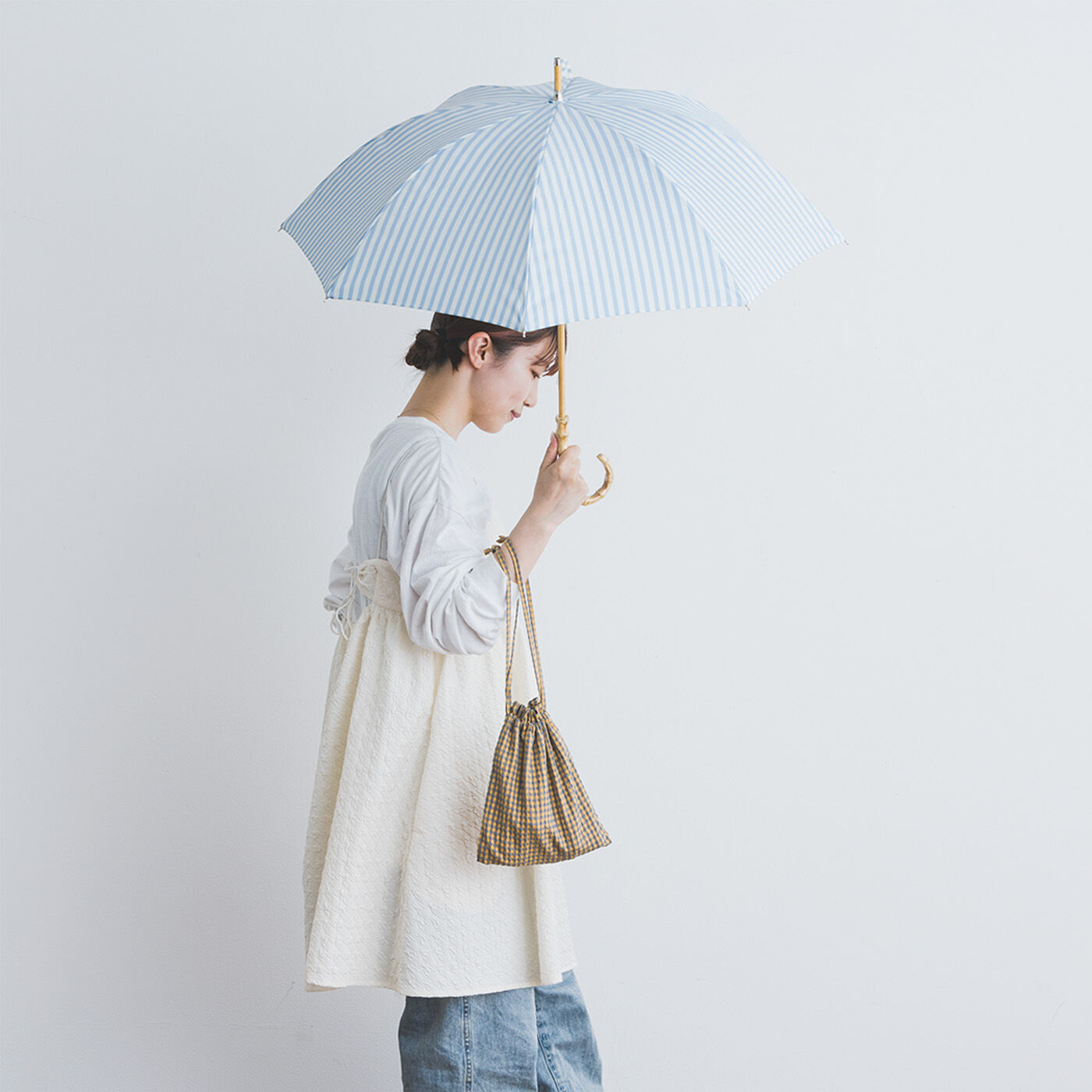 涼しい顔でUV対策 ストライプの晴雨兼用傘〈SAX BLUE〉【送料無料】