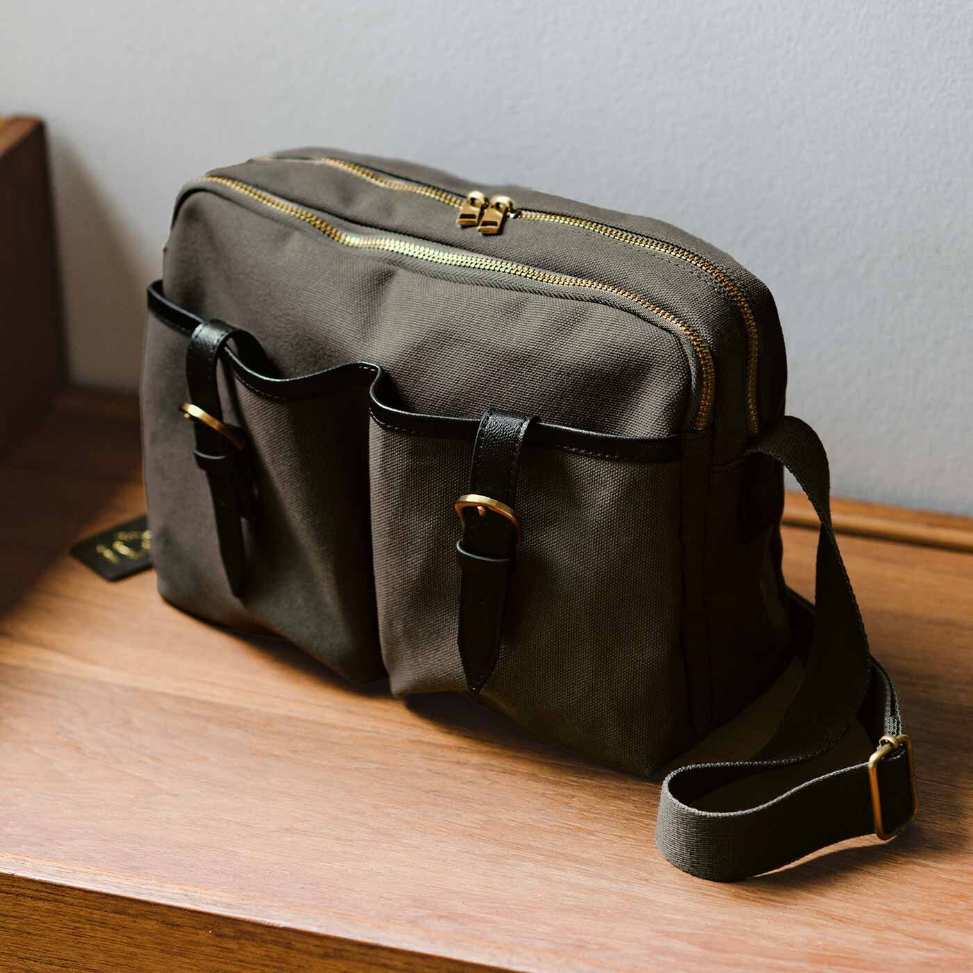 el: ment 倉敷帆布と本革遣い ふたつの部屋で入れ分けできる ショルダーバッグ〈スズ〉【送料無料】
