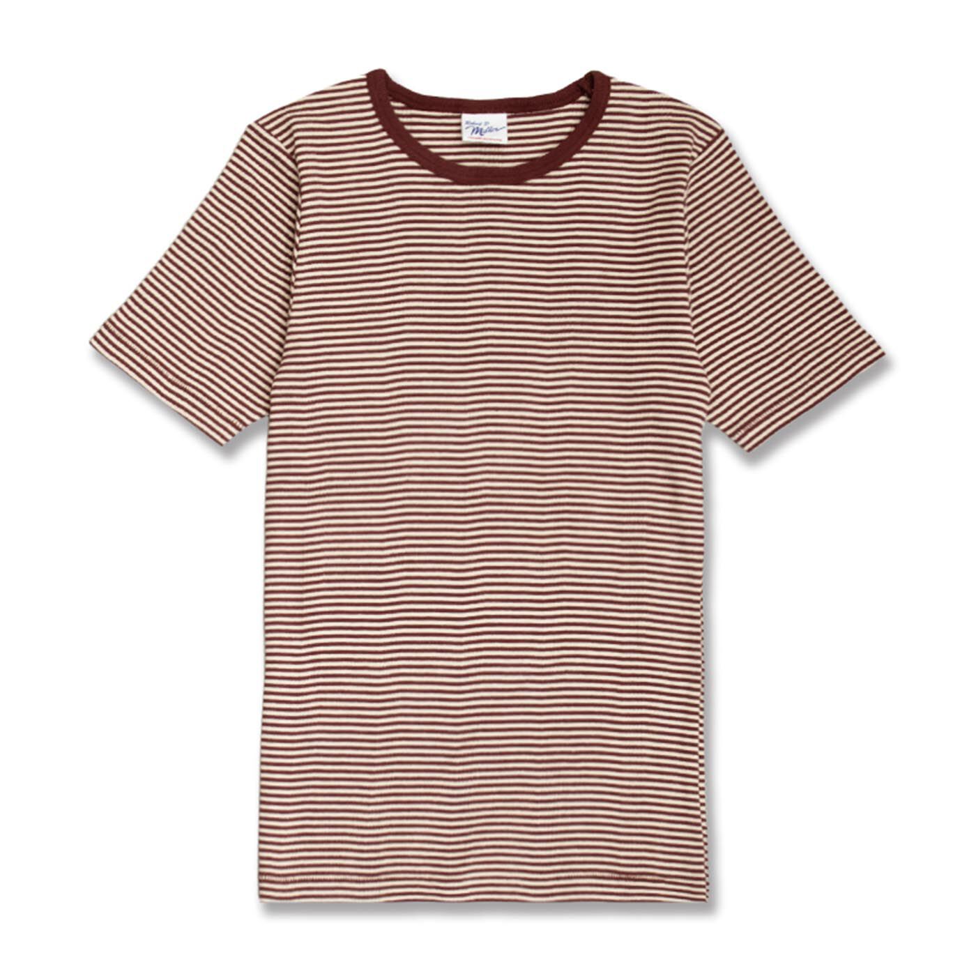 何枚も欲しくなるボーダーTシャツスタッフが長年愛用しているリブボーダーTシャツ。やわらかな肌ざわりがすっかりトリコです。色やボーダー違いで買い足しもおすすめ。コンパクトなシルエットでサロペットやふんわ