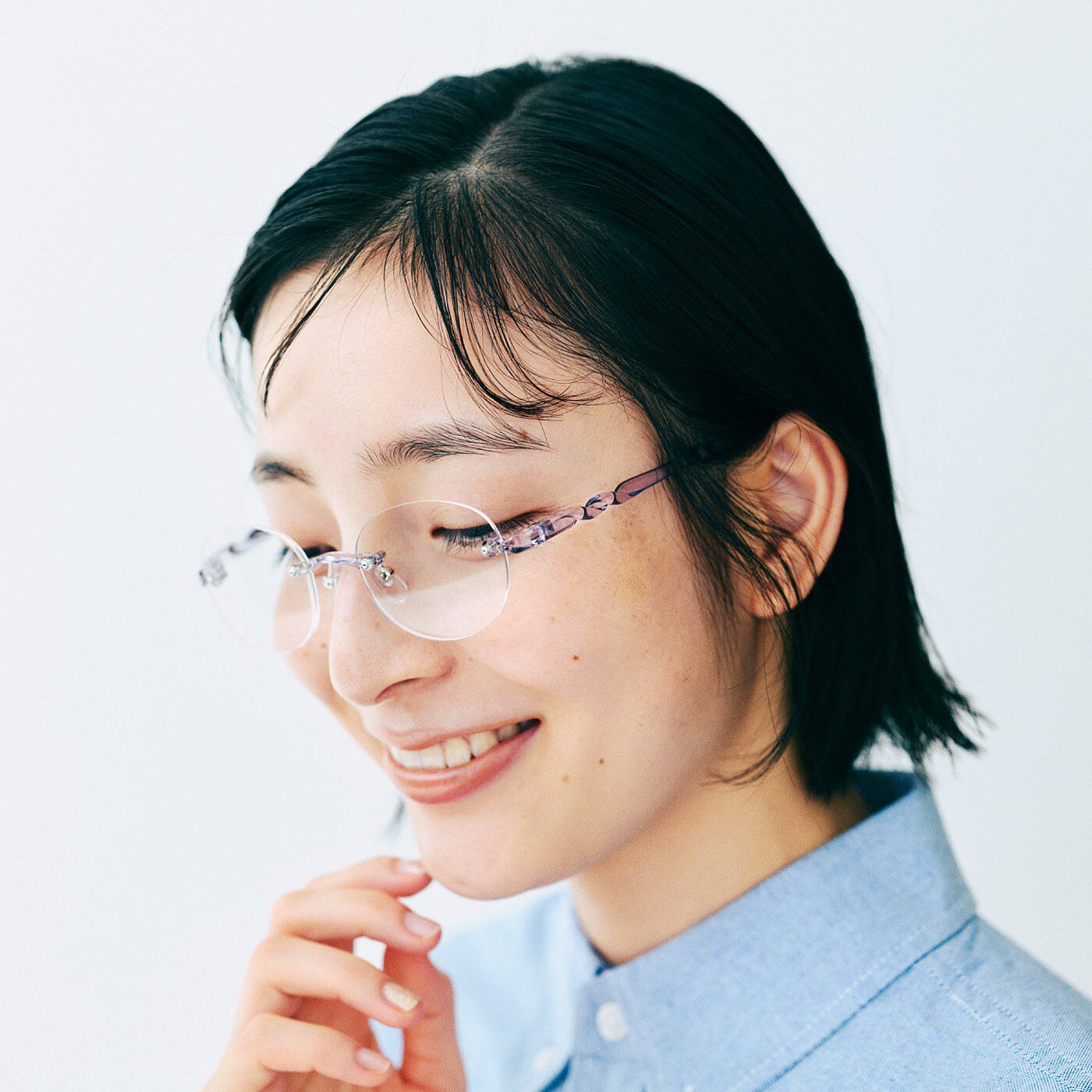 UP.de ふちなしで顔なじみがよい サイドがガラス細工みたいなリーディンググラス〈グレークリア〉【送料無料】
