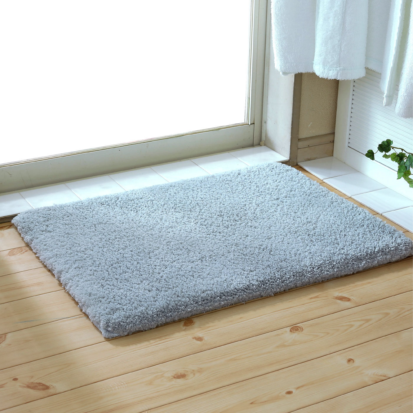 とにかくふわふわで、思わずほおずりしたくなるエンジェルステップ バスマット(45cm×60cm)【送料無料】