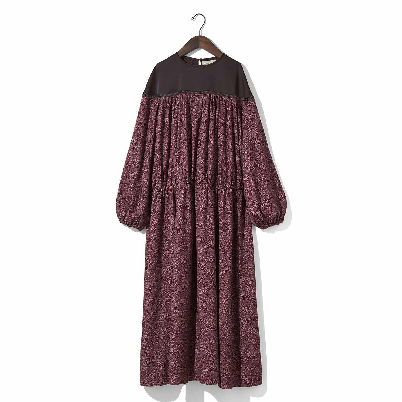 MEDE19F 〈MORRIS Gallery〉バイカラープリントワンピース【送料無料】