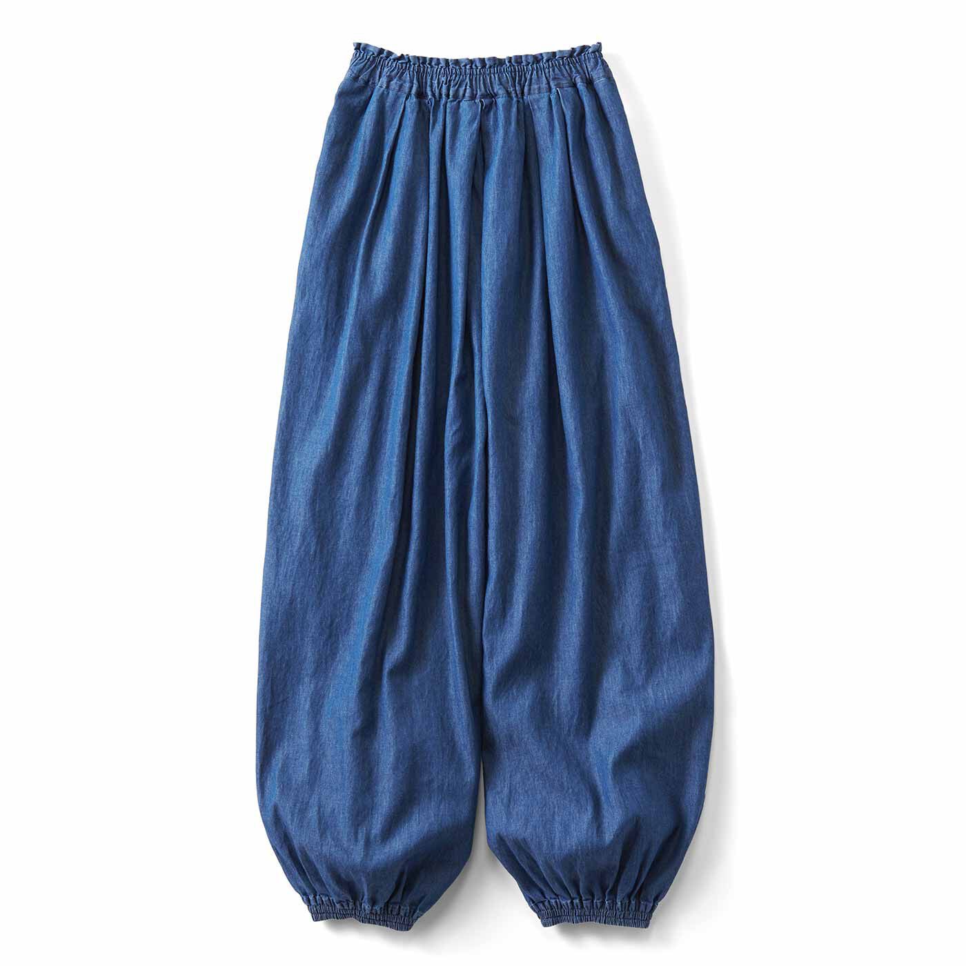 リブ イン コンフォート 雰囲気あるコーデがつくれる 綿100%の軽やかぽんわりデニムパンツ〈ブルー〉【送料無料】