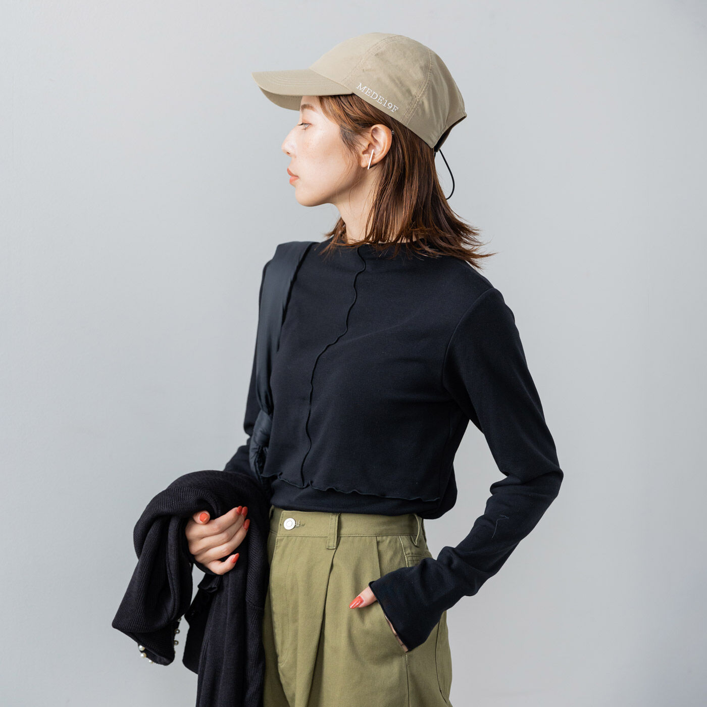 のびのびの生地に包まれるような授乳トップス出産したら授乳しやすい服を着る機会が増えますが、着やすい服が限られてコーデがマンネリになりがち。授乳期でもおしゃれに見える服が作りたい!そんな思いからできたト