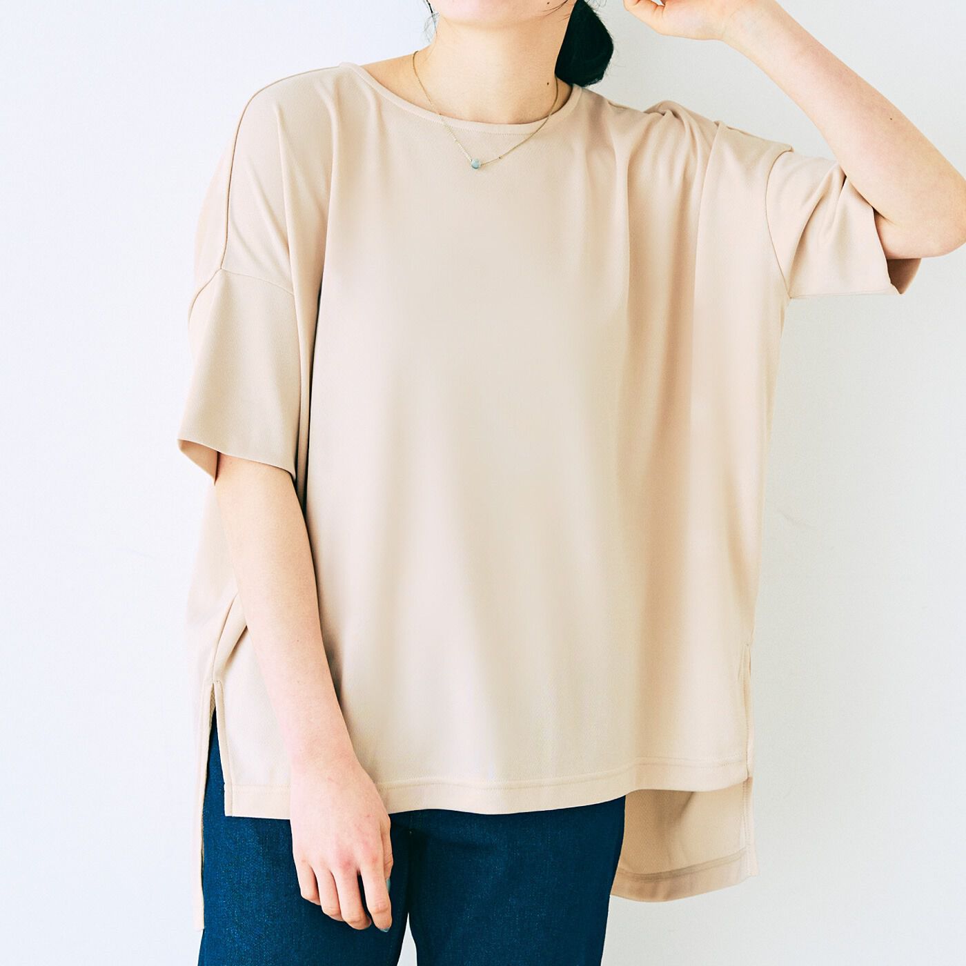 汗と体形をおしゃれにカバー 体操服素材のカットソートップスの会【送料無料】