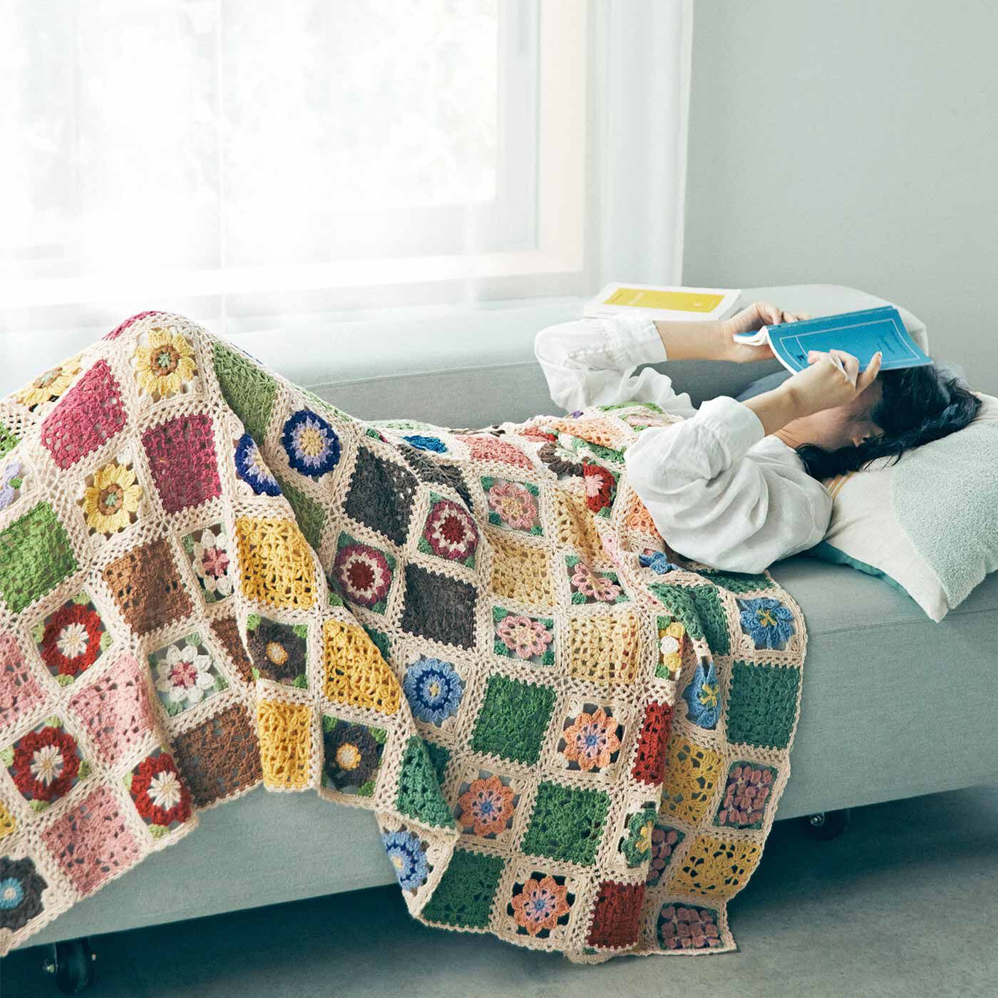 ハンドメイド お花モチーフ編み グラニースクエア ブランケット モーブ